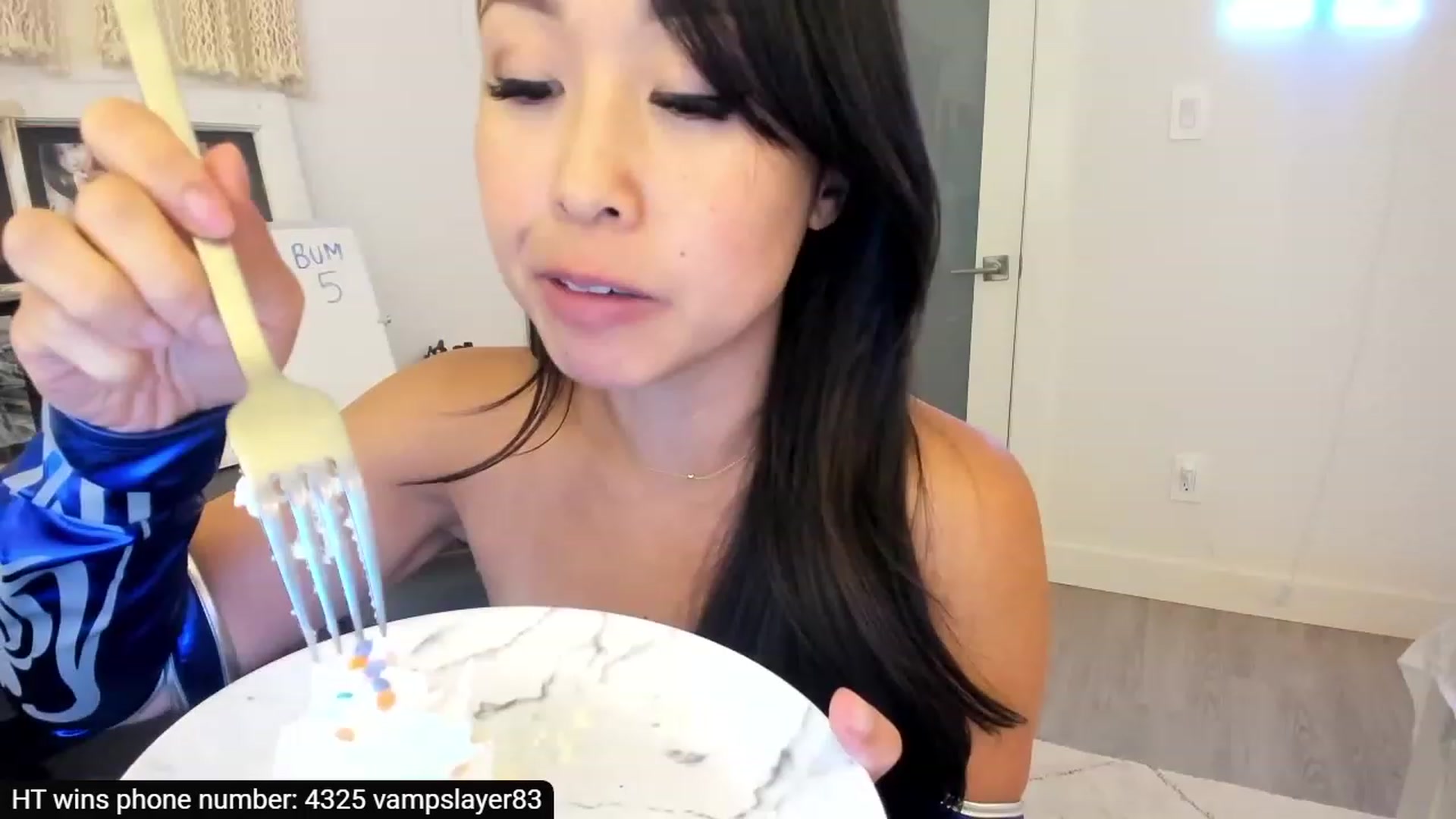 Gallery image thumbnail from bdaycutie's myfreecams stream on, 09/23/2023, 21:43 image 9 of 20