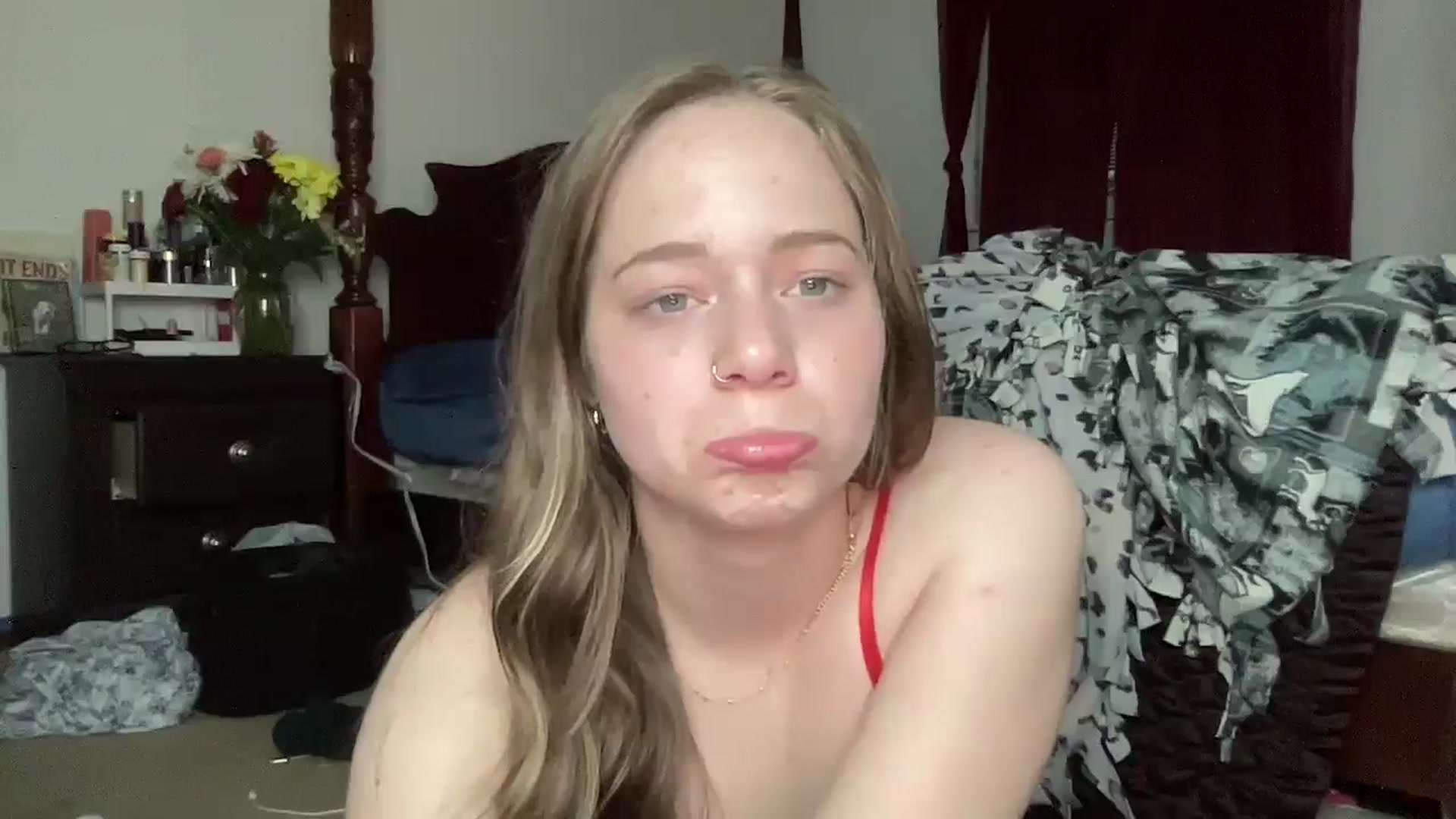 Gallery image thumbnail from bdaymadifox's myfreecams stream on, 06/23/2025, 05:03 image 19 of 20
