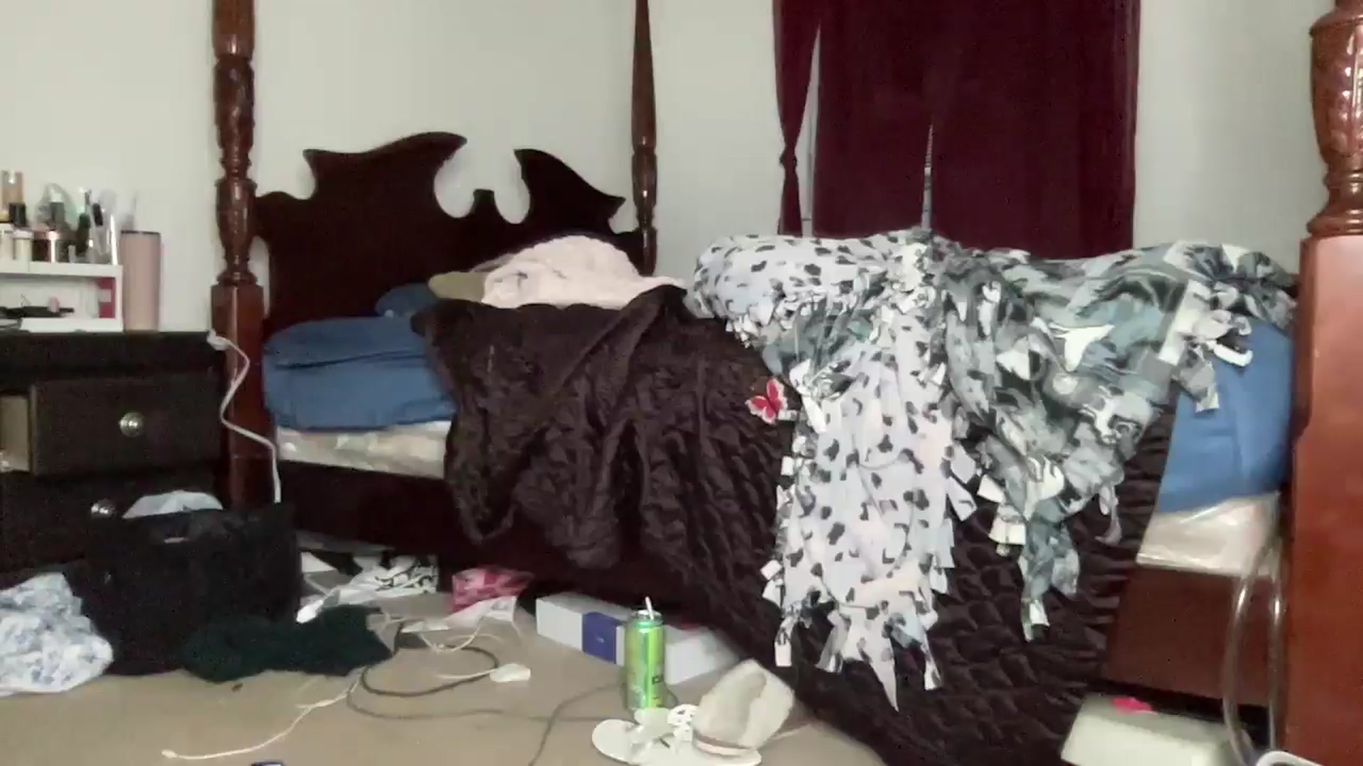 Gallery image thumbnail from bdaymadifox's myfreecams stream on, 06/23/2025, 05:03 image 2 of 20