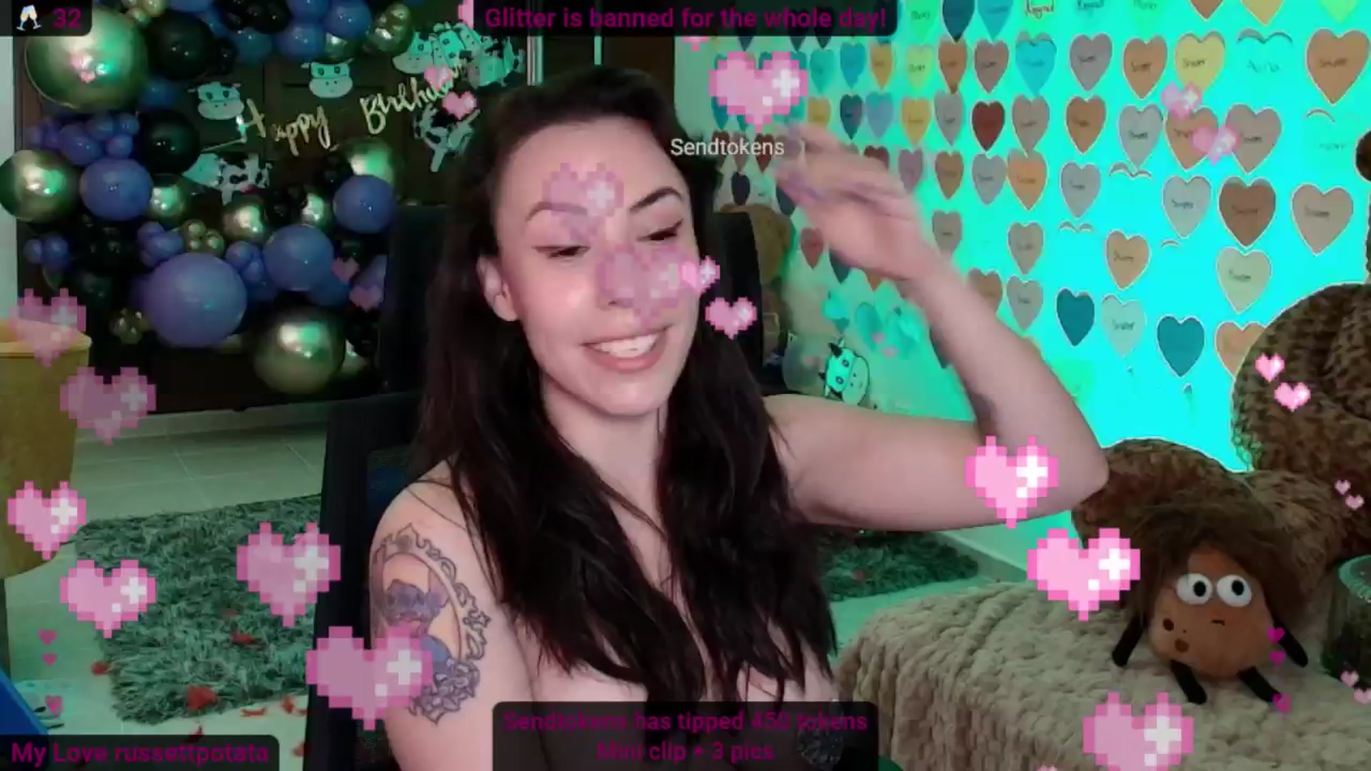 Gallery image thumbnail from bdaypotato's myfreecams stream on, 03/01/2026, 04:11 image 14 of 20