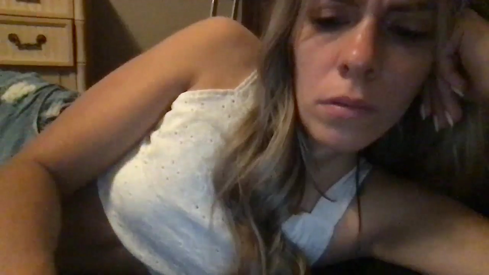 Gallery image thumbnail from bdsmgoddess's myfreecams stream on, 07/16/2024, 11:57 image 19 of 20