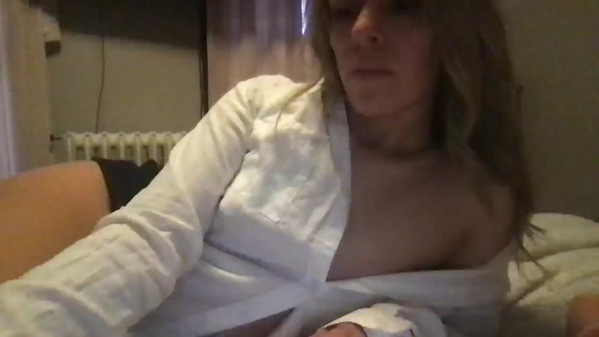 Gallery image thumbnail from bdsmgoddess's myfreecams stream on, 07/19/2024, 13:26 image 8 of 20