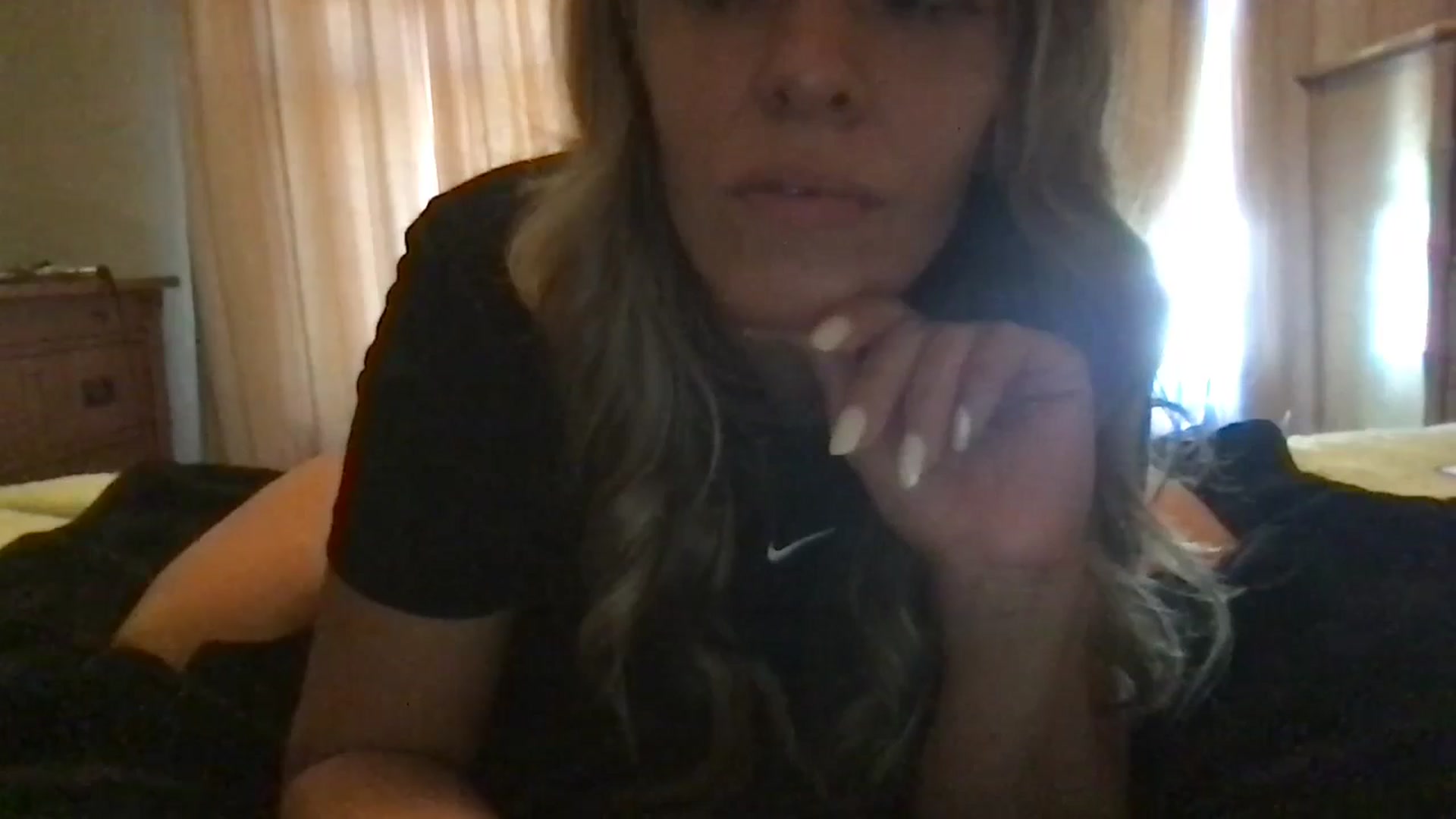 Gallery image thumbnail from bdsmgoddess's myfreecams stream on, 07/25/2024, 14:33 image 7 of 20