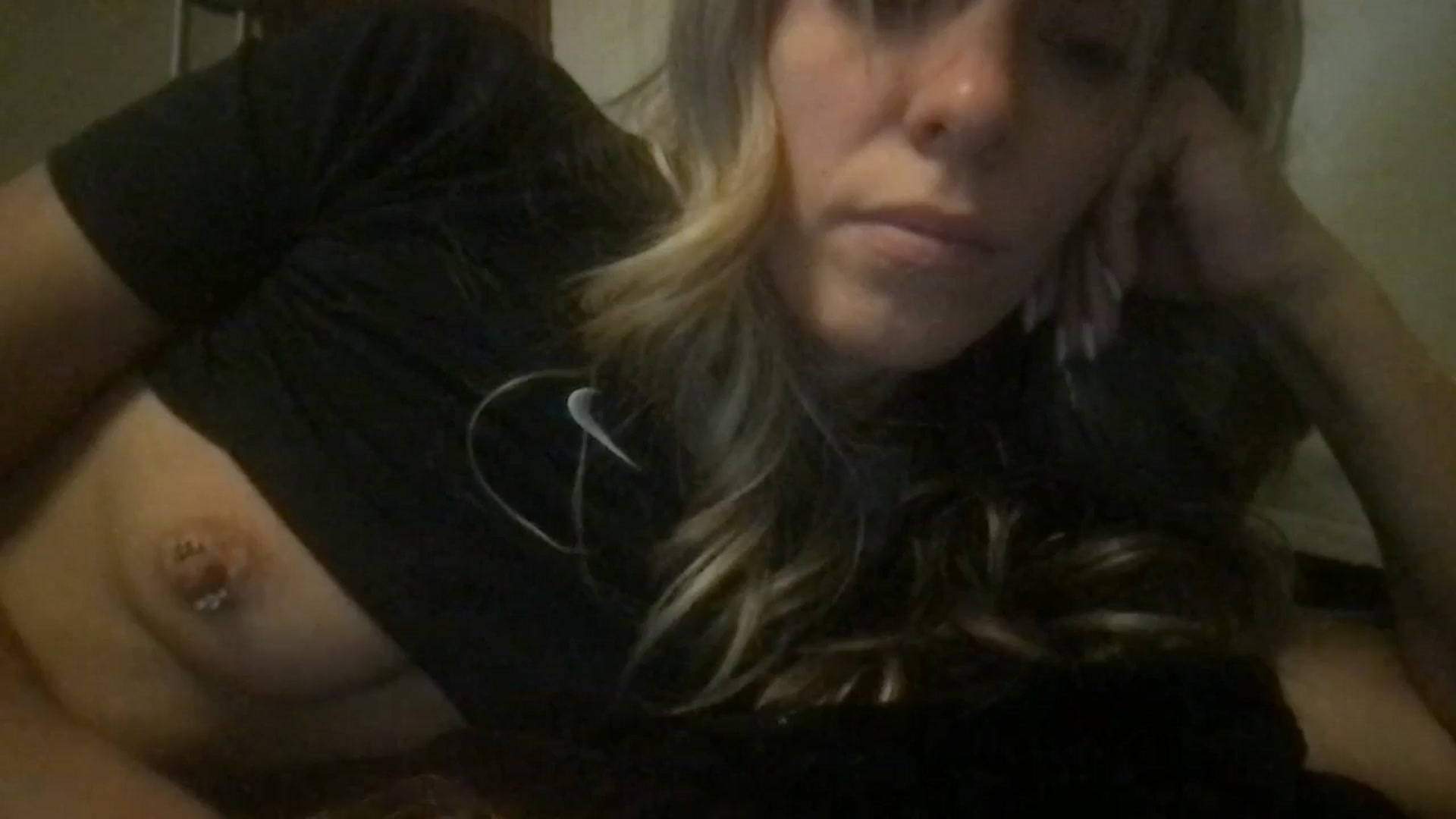 Gallery image thumbnail from bdsmgoddess's myfreecams stream on, 07/25/2024, 15:55 image 13 of 20