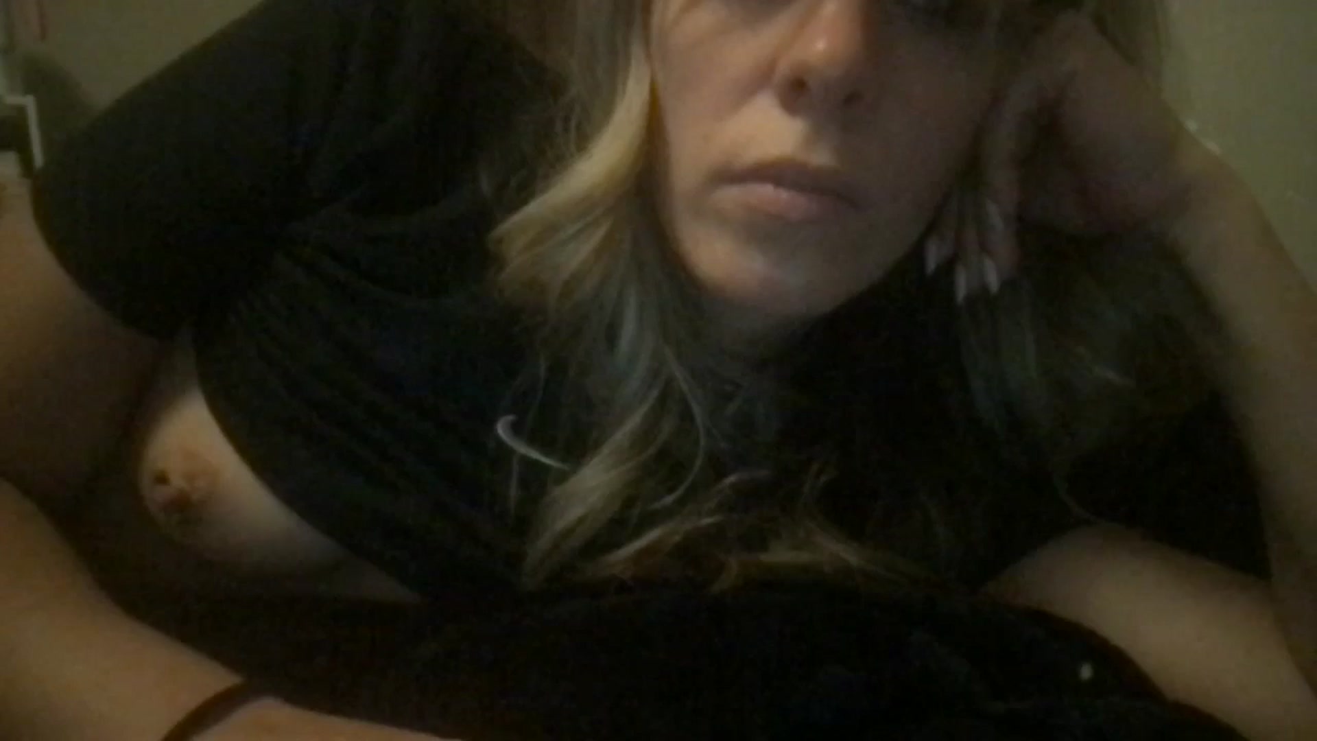 Gallery image thumbnail from bdsmgoddess's myfreecams stream on, 07/25/2024, 15:55 image 20 of 20