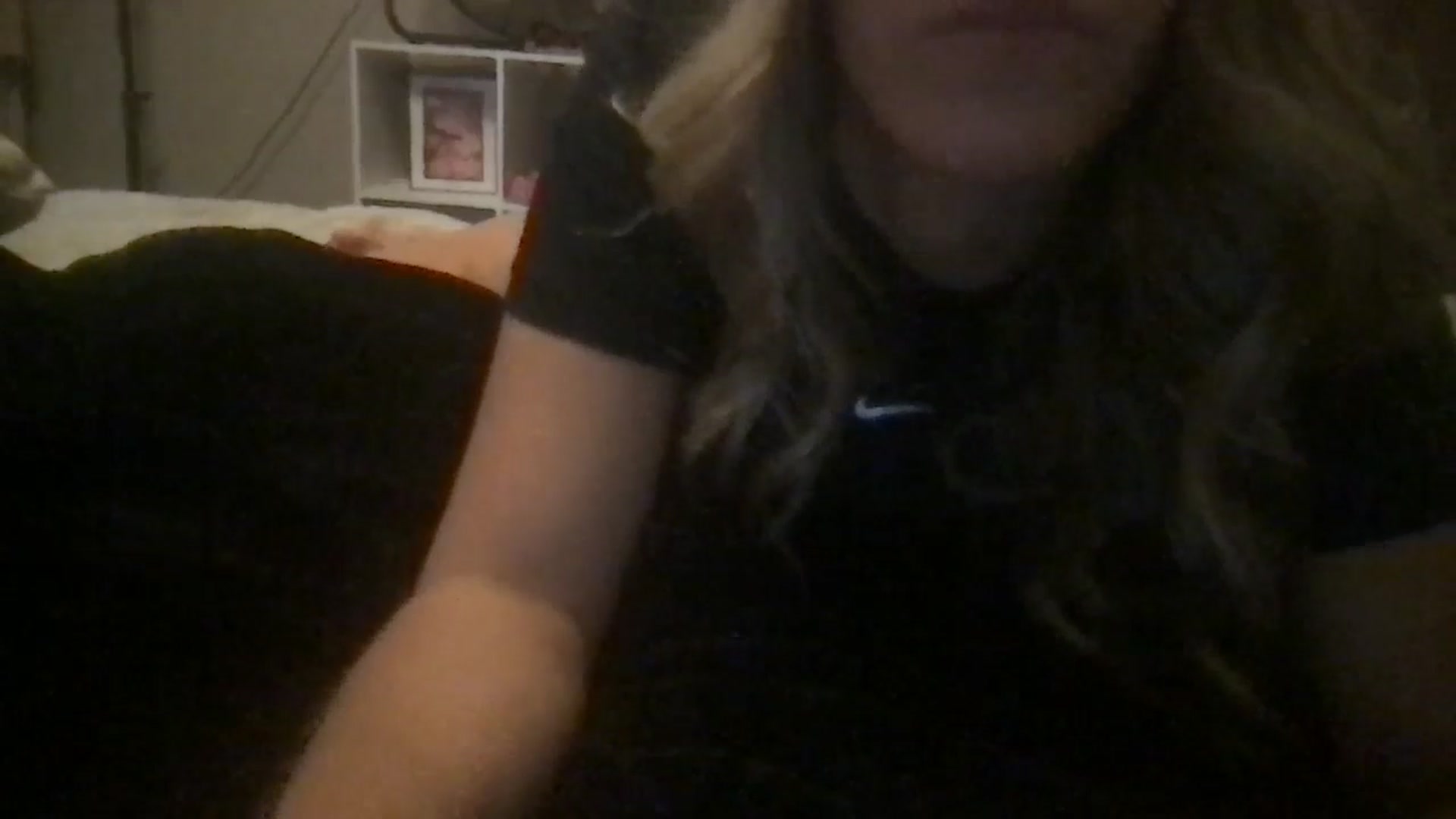 Gallery image thumbnail from bdsmgoddess's myfreecams stream on, 07/25/2024, 15:55 image 8 of 20