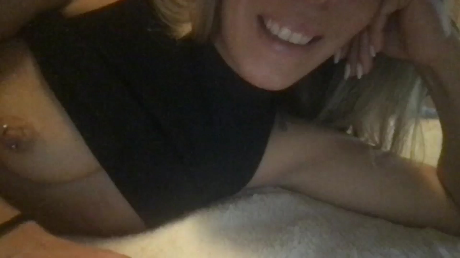 Gallery image thumbnail from bdsmgoddess's myfreecams stream on, 07/26/2024, 16:56 image 1 of 20
