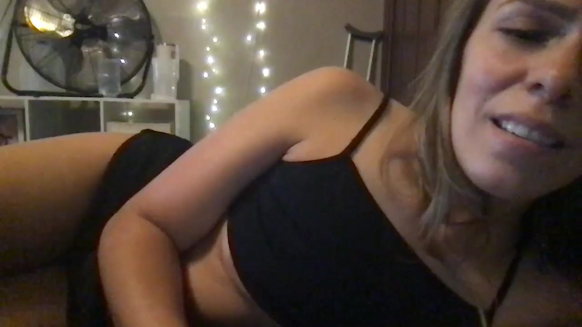 Gallery image thumbnail from bdsmgoddess's myfreecams stream on, 08/10/2024, 14:05 image 6 of 20