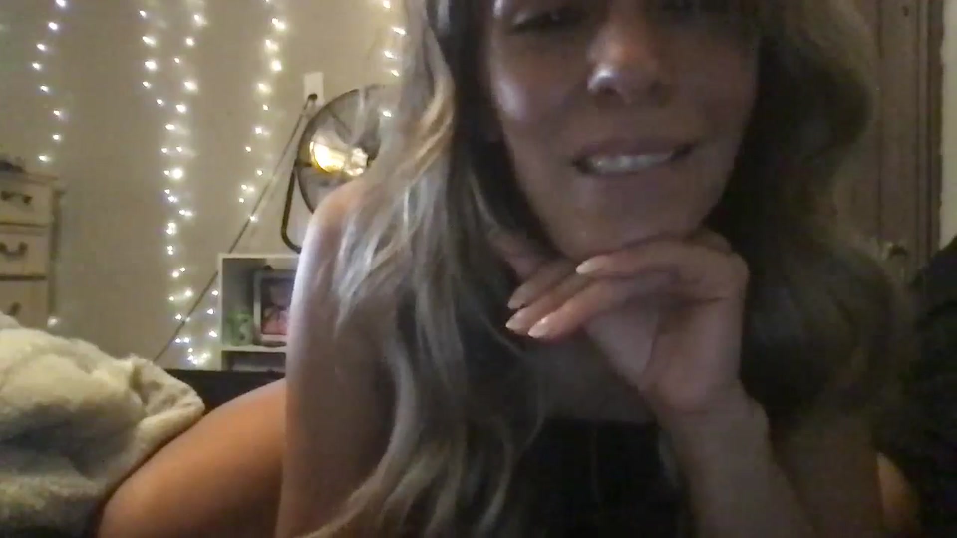 Gallery image thumbnail from bdsmgoddess's myfreecams stream on, 08/10/2024, 14:26 image 2 of 20