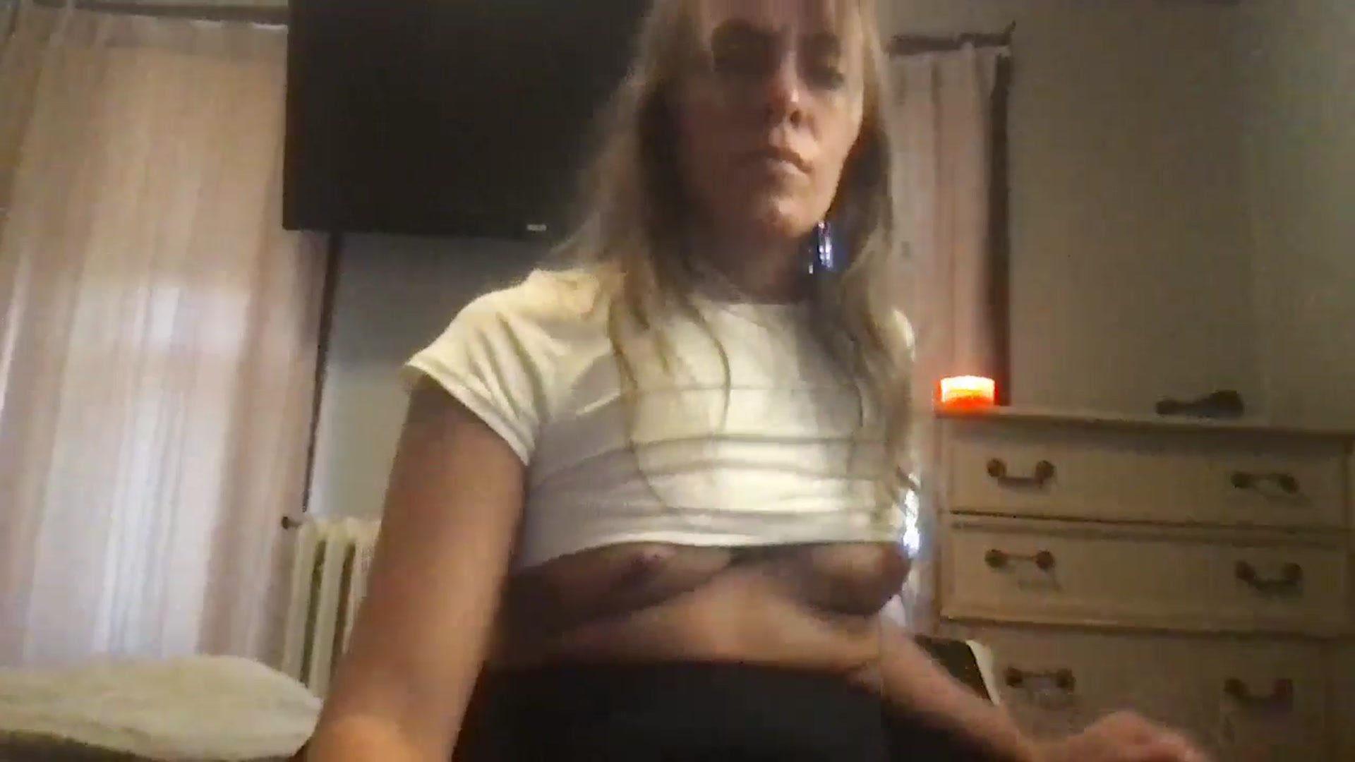 Gallery image thumbnail from bdsmgoddess's myfreecams stream on, 08/14/2024, 16:42 image 15 of 20