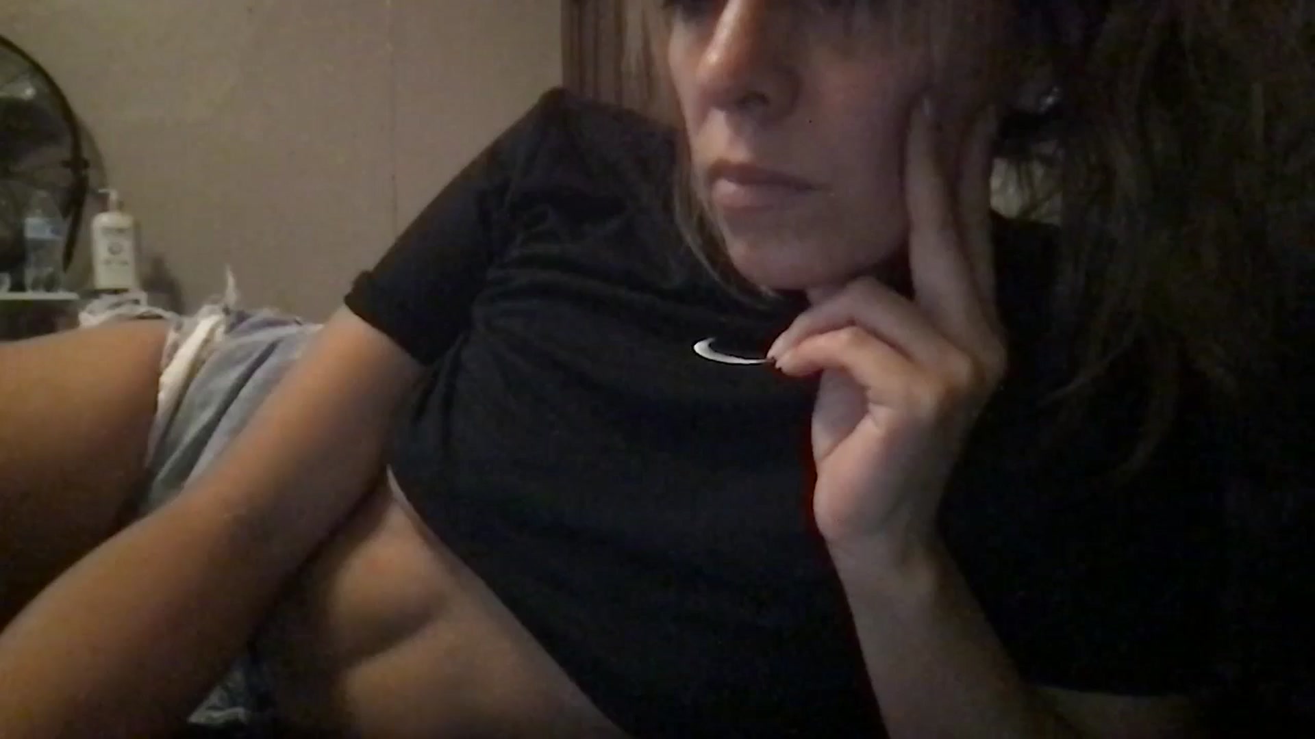 Gallery image thumbnail from bdsmgoddess's myfreecams stream on, 08/16/2024, 14:29 image 5 of 20