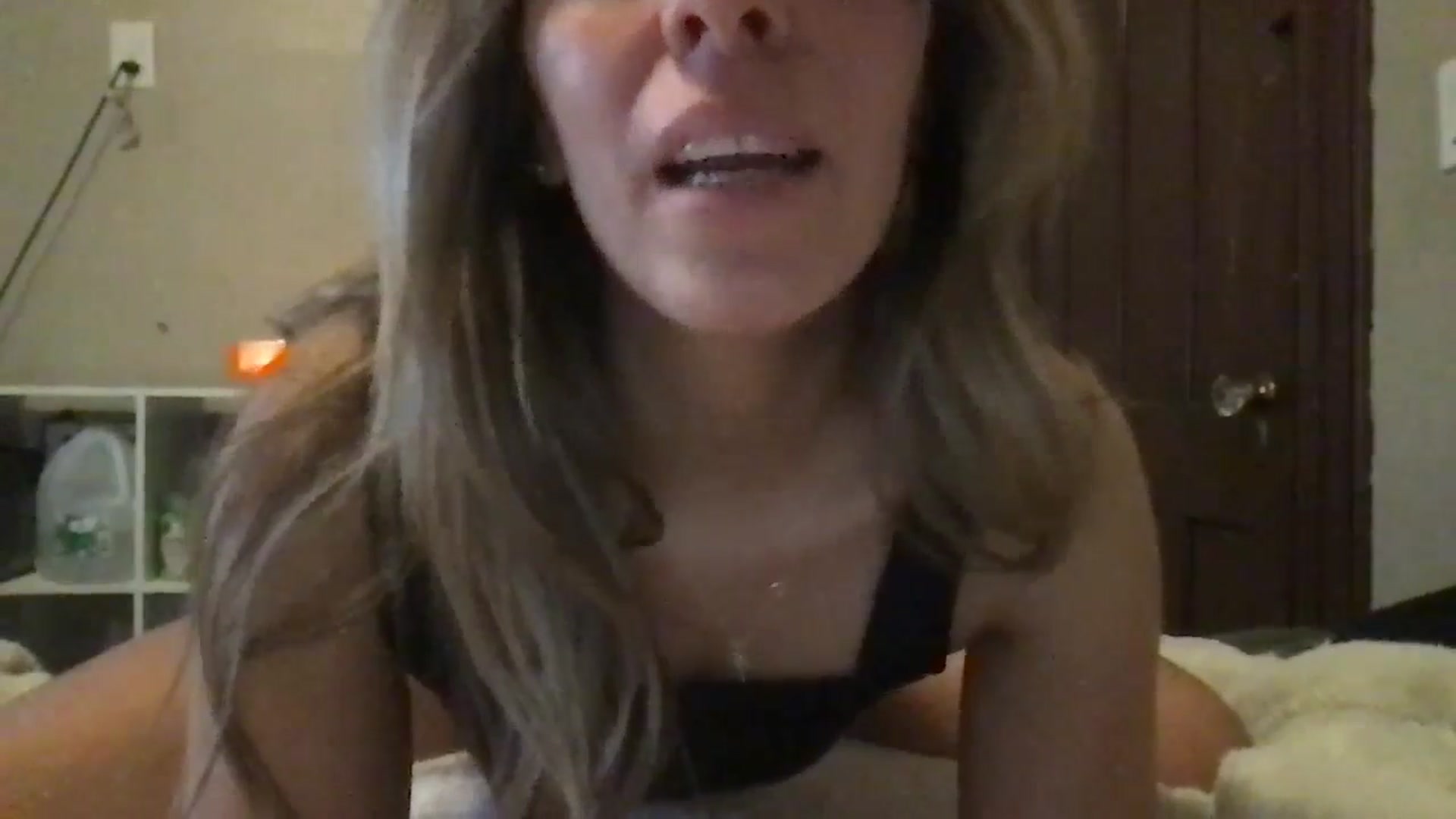 Gallery image thumbnail from bdsmgoddess's myfreecams stream on, 08/26/2024, 16:08 image 15 of 20