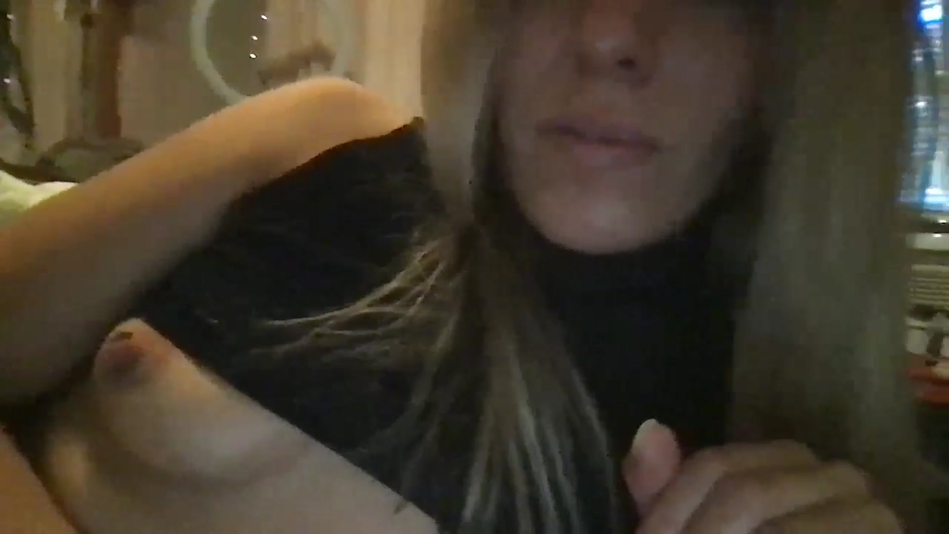 Gallery image thumbnail from bdsmgoddess's myfreecams stream on, 08/28/2024, 11:47 image 11 of 20