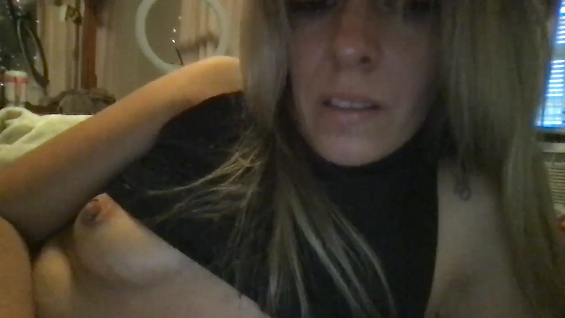 Gallery image thumbnail from bdsmgoddess's myfreecams stream on, 08/28/2024, 11:47 image 9 of 20