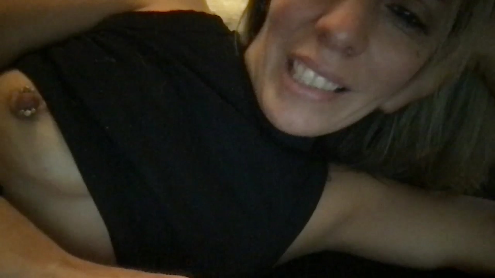 Gallery image thumbnail from bdsmgoddess's myfreecams stream on, 08/28/2024, 13:37 image 6 of 20