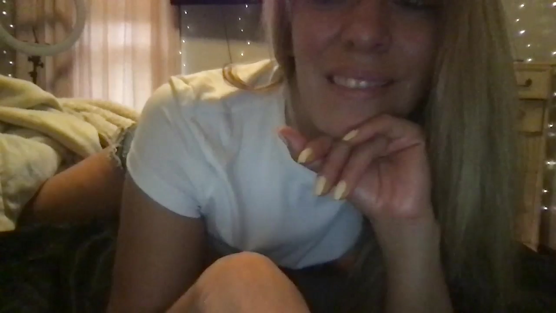 Gallery image thumbnail from bdsmgoddess's myfreecams stream on, 08/29/2024, 14:42 image 6 of 20