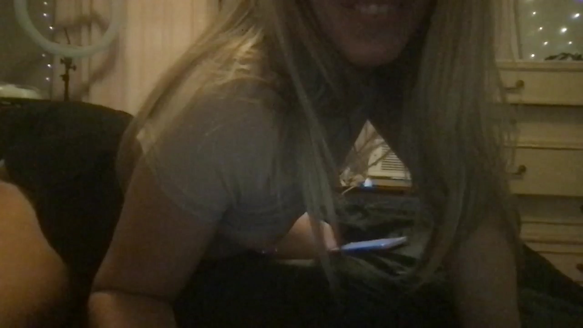 Gallery image thumbnail from bdsmgoddess's myfreecams stream on, 08/30/2024, 12:17 image 17 of 20