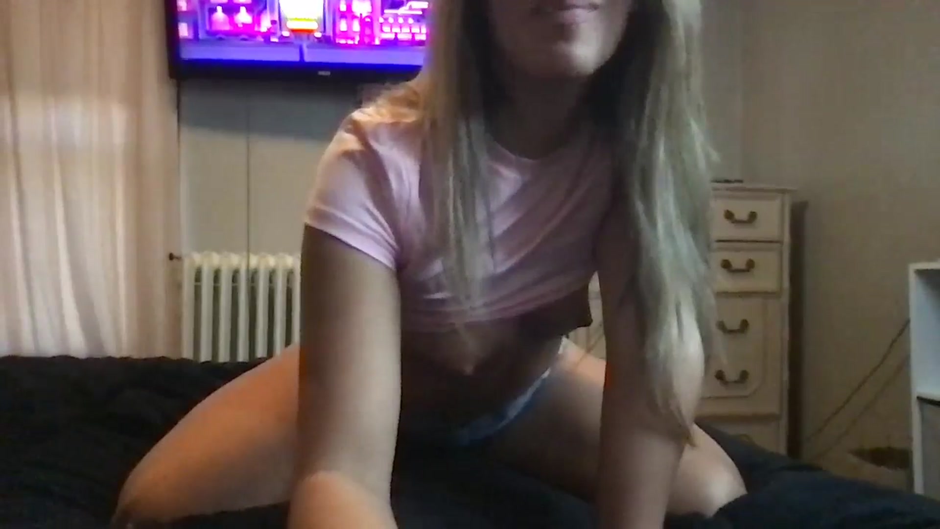 Gallery image thumbnail from bdsmgoddess's myfreecams stream on, 09/13/2024, 14:25 image 10 of 20