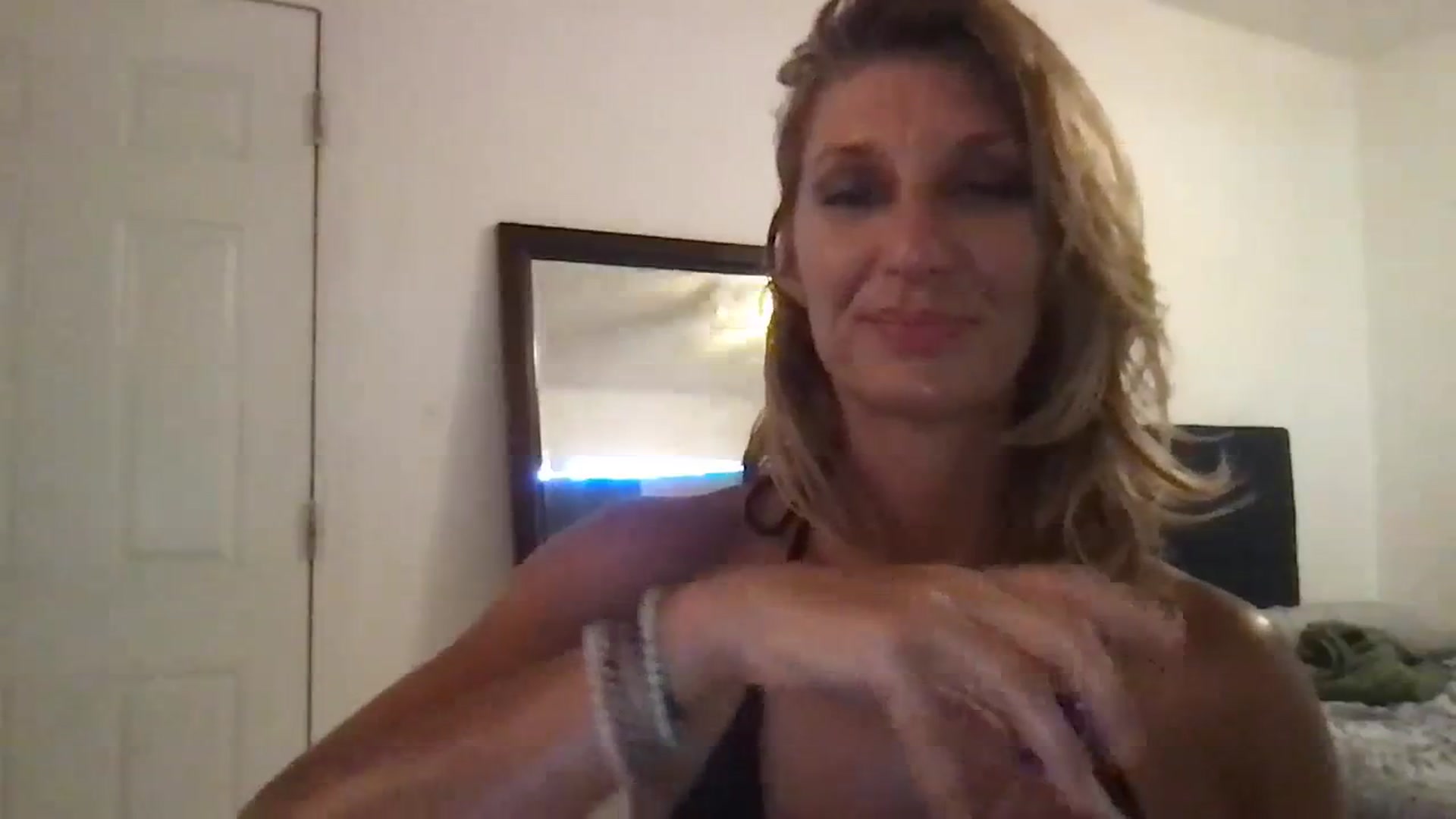 Gallery image thumbnail from beachbikinis's myfreecams stream on, 08/14/2023, 14:29 image 13 of 20