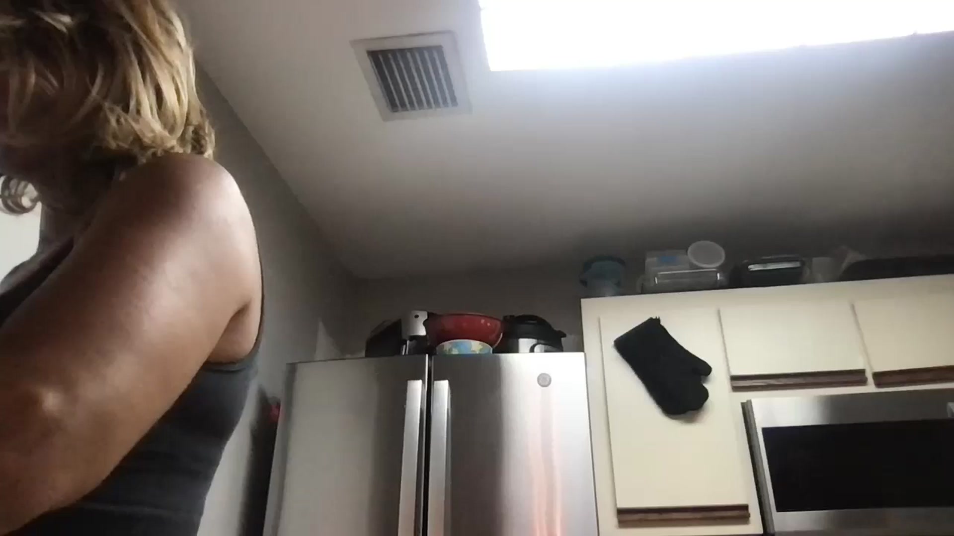 Gallery image thumbnail from beachbikinis's myfreecams stream on, 06/25/2024, 14:24 image 10 of 20