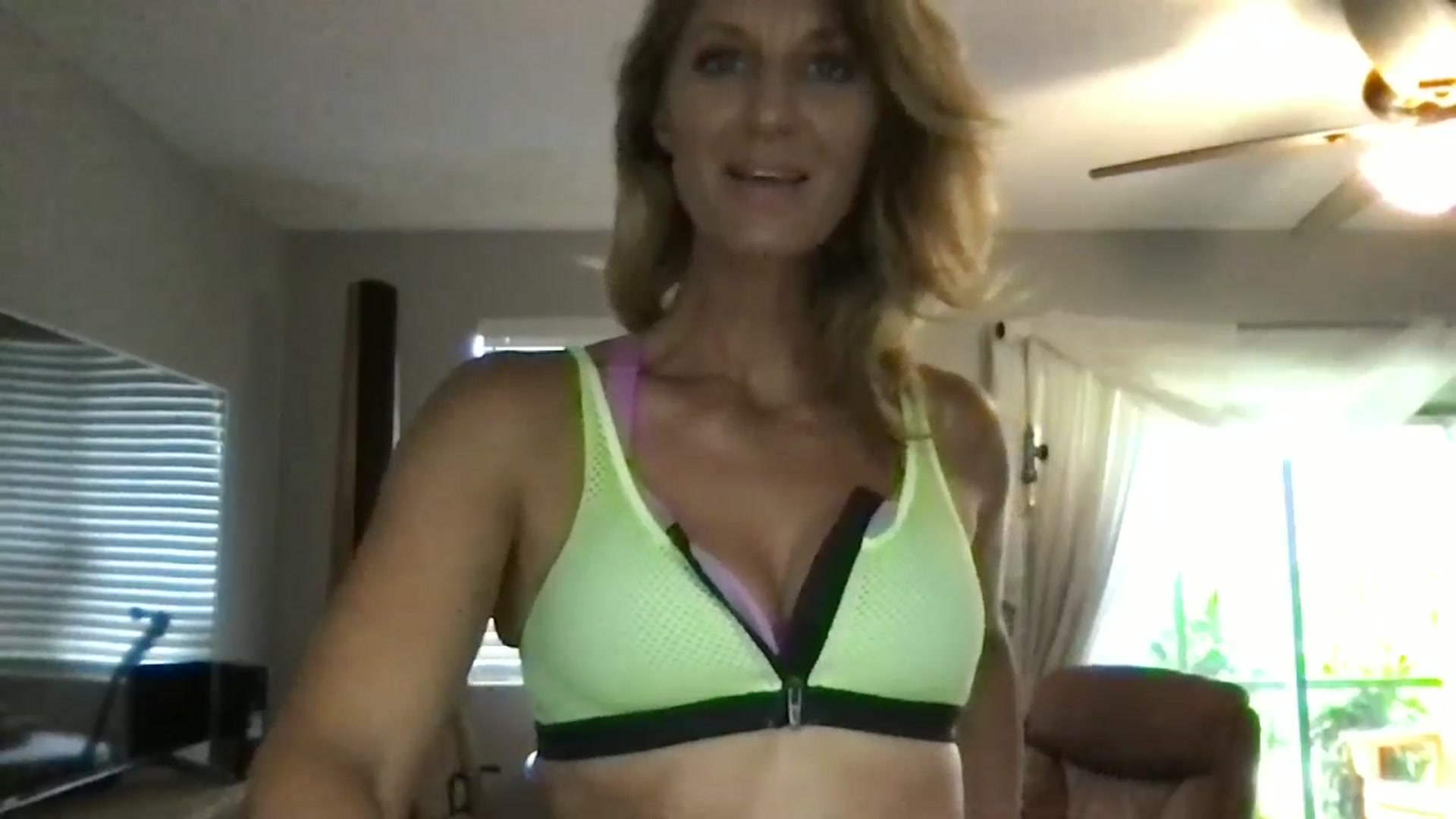 Gallery image thumbnail from beachbikinis's myfreecams stream on, 06/26/2024, 16:52 image 12 of 20
