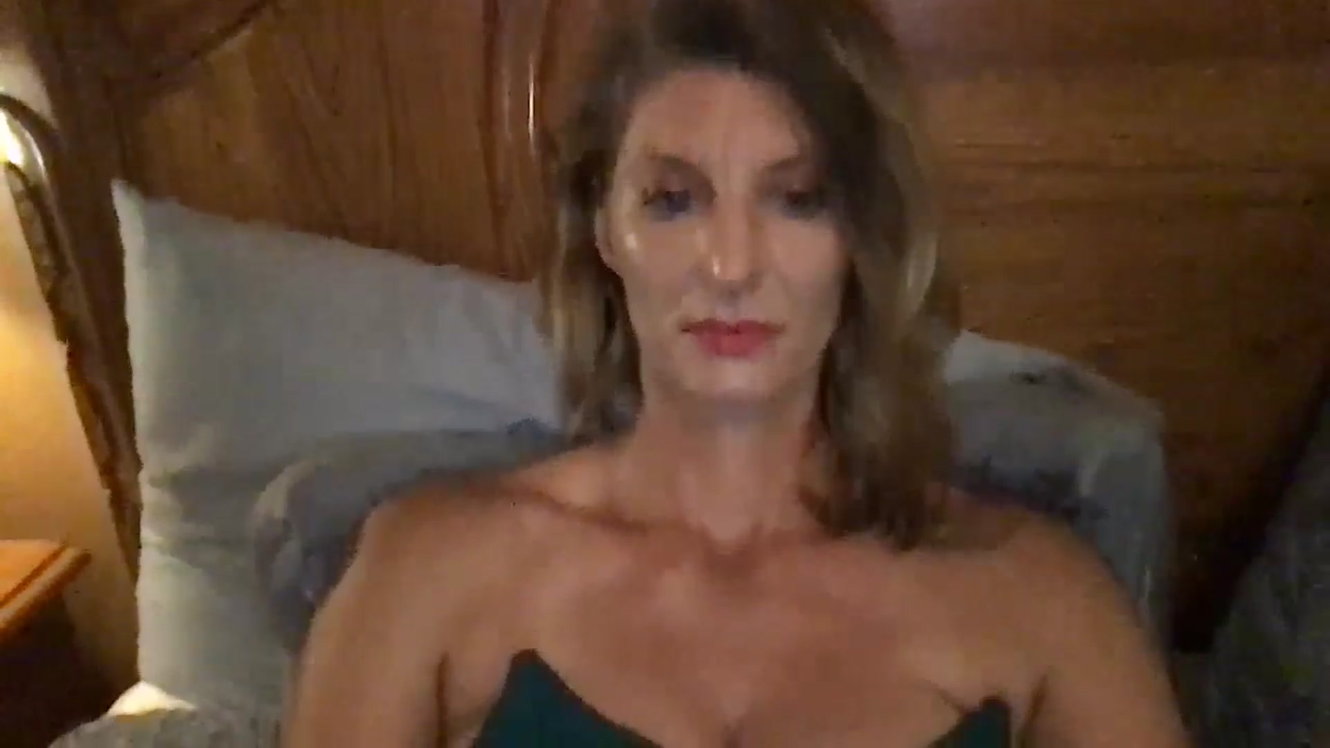 Gallery image thumbnail from beachbikinis's myfreecams stream on, 06/30/2024, 16:12 image 17 of 20