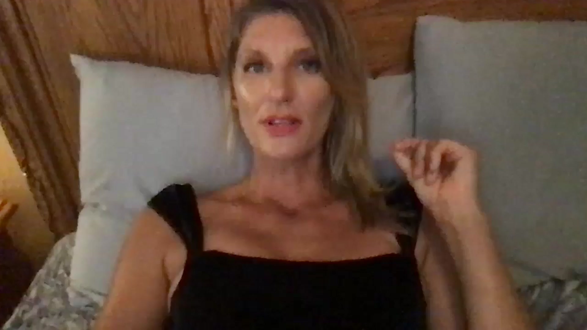 Gallery image thumbnail from beachbikinis's myfreecams stream on, 07/07/2024, 19:46 image 15 of 20