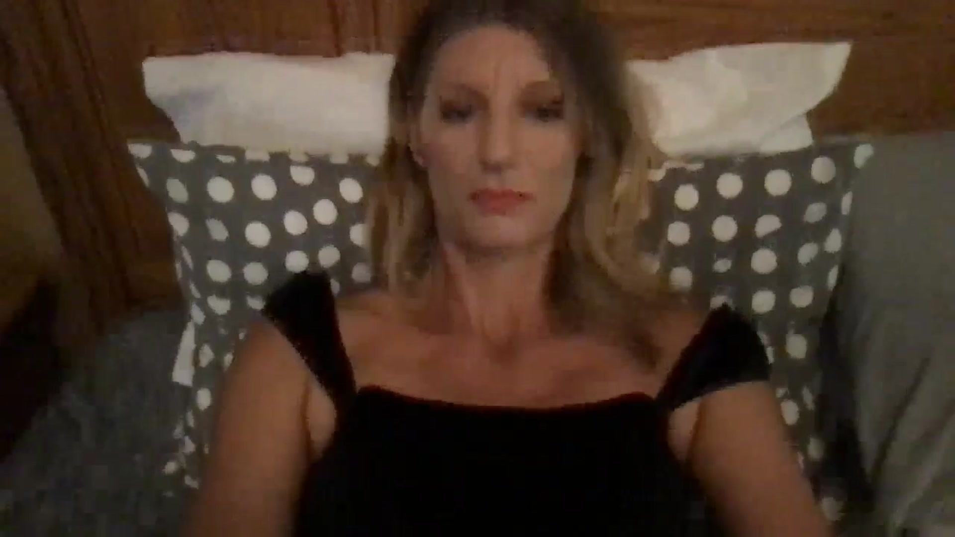Gallery image thumbnail from beachbikinis's myfreecams stream on, 07/20/2024, 17:04 image 14 of 20