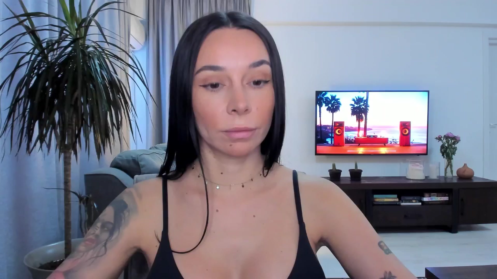 Gallery image thumbnail from beatricebae's myfreecams stream on, 06/23/2025, 14:24 image 1 of 20