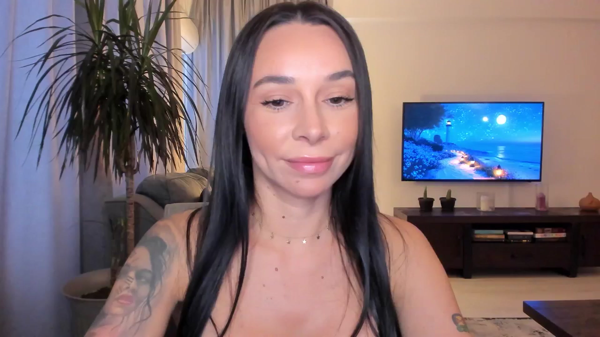 Gallery image thumbnail from beatricebae's myfreecams stream on, 07/13/2025, 13:47 image 20 of 20
