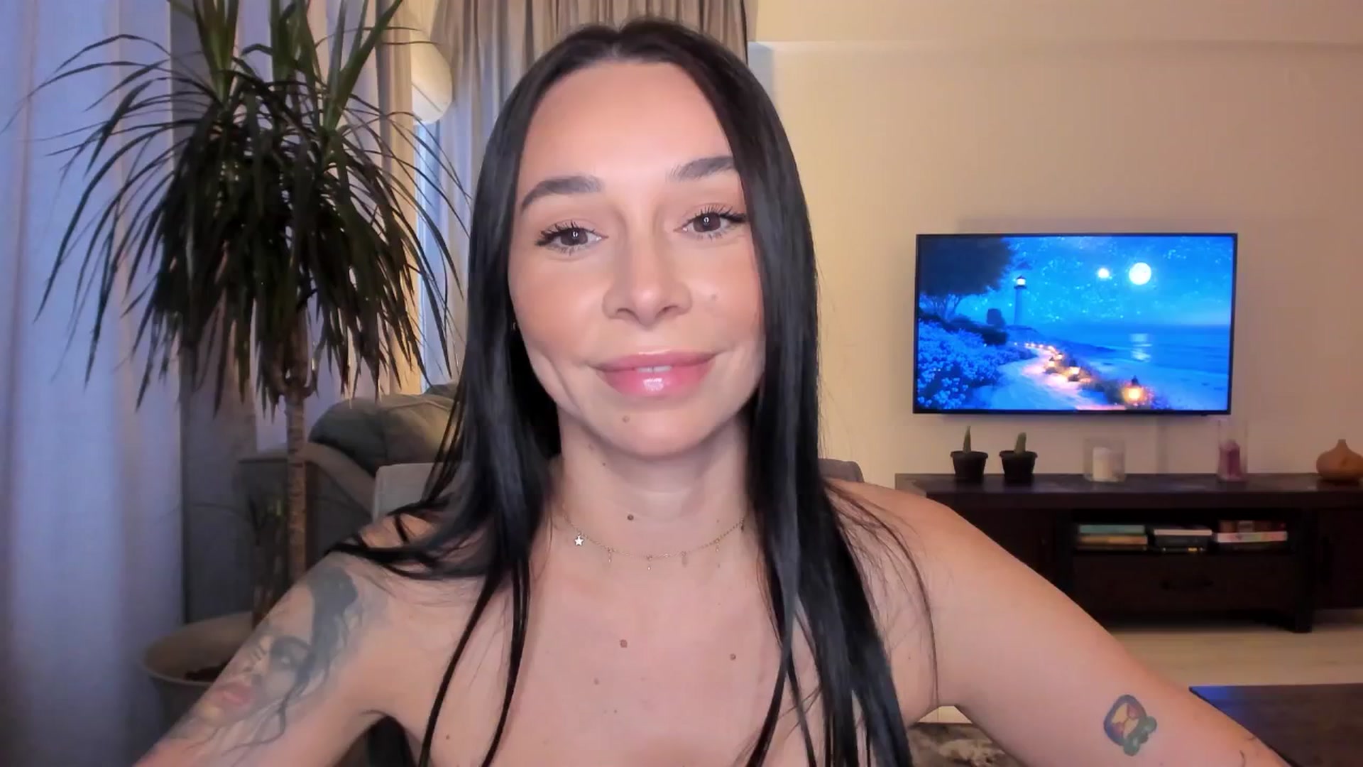 Gallery image thumbnail from beatricebae's myfreecams stream on, 07/13/2025, 13:47 image 11 of 20