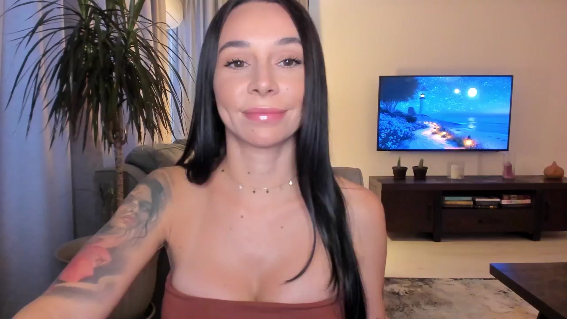 Gallery image thumbnail from beatricebae's myfreecams stream on, 07/13/2025, 15:11 image 13 of 20
