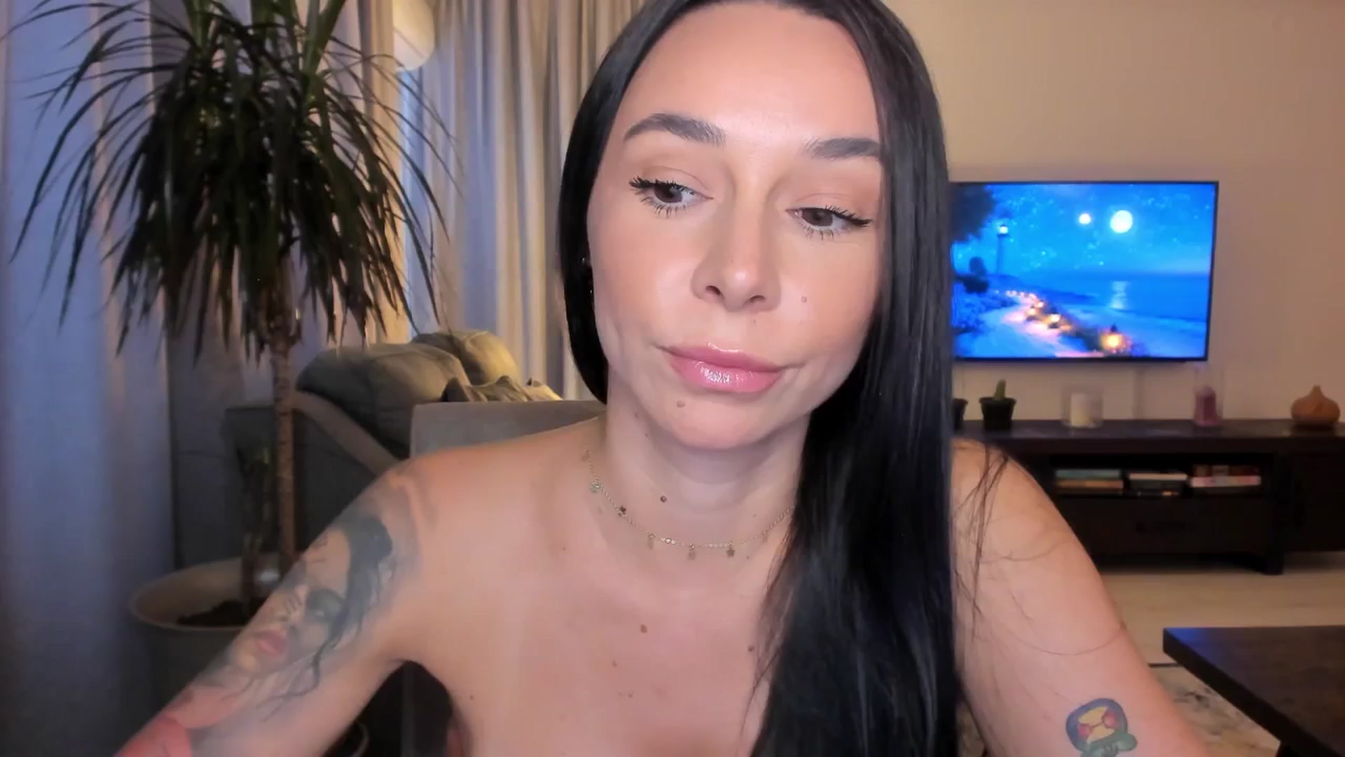 Gallery image thumbnail from beatricebae's myfreecams stream on, 07/13/2025, 15:11 image 19 of 20