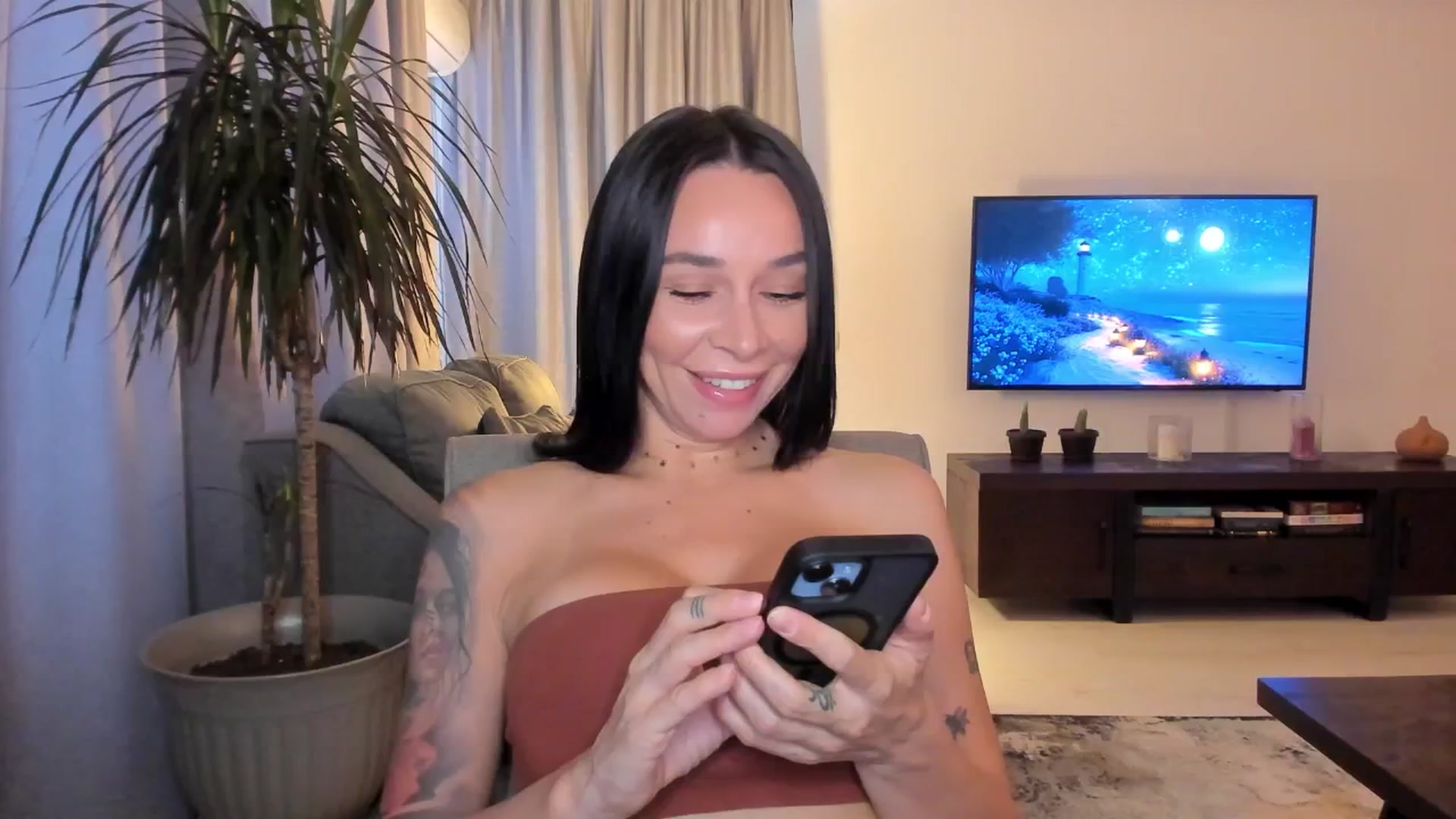 Gallery image thumbnail from beatricebae's myfreecams stream on, 07/13/2025, 15:11 image 18 of 20