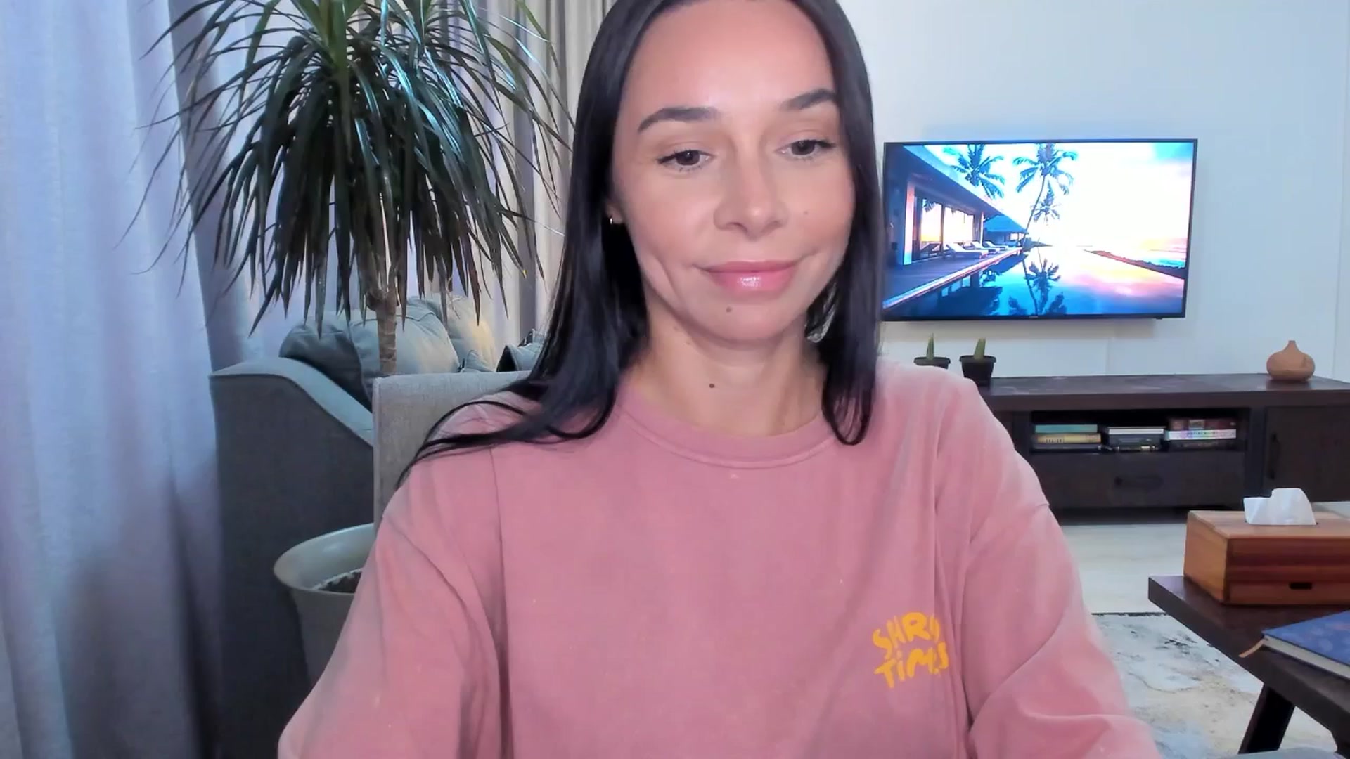 Gallery image thumbnail from beatricebae's myfreecams stream on, 07/16/2025, 14:11 image 9 of 20