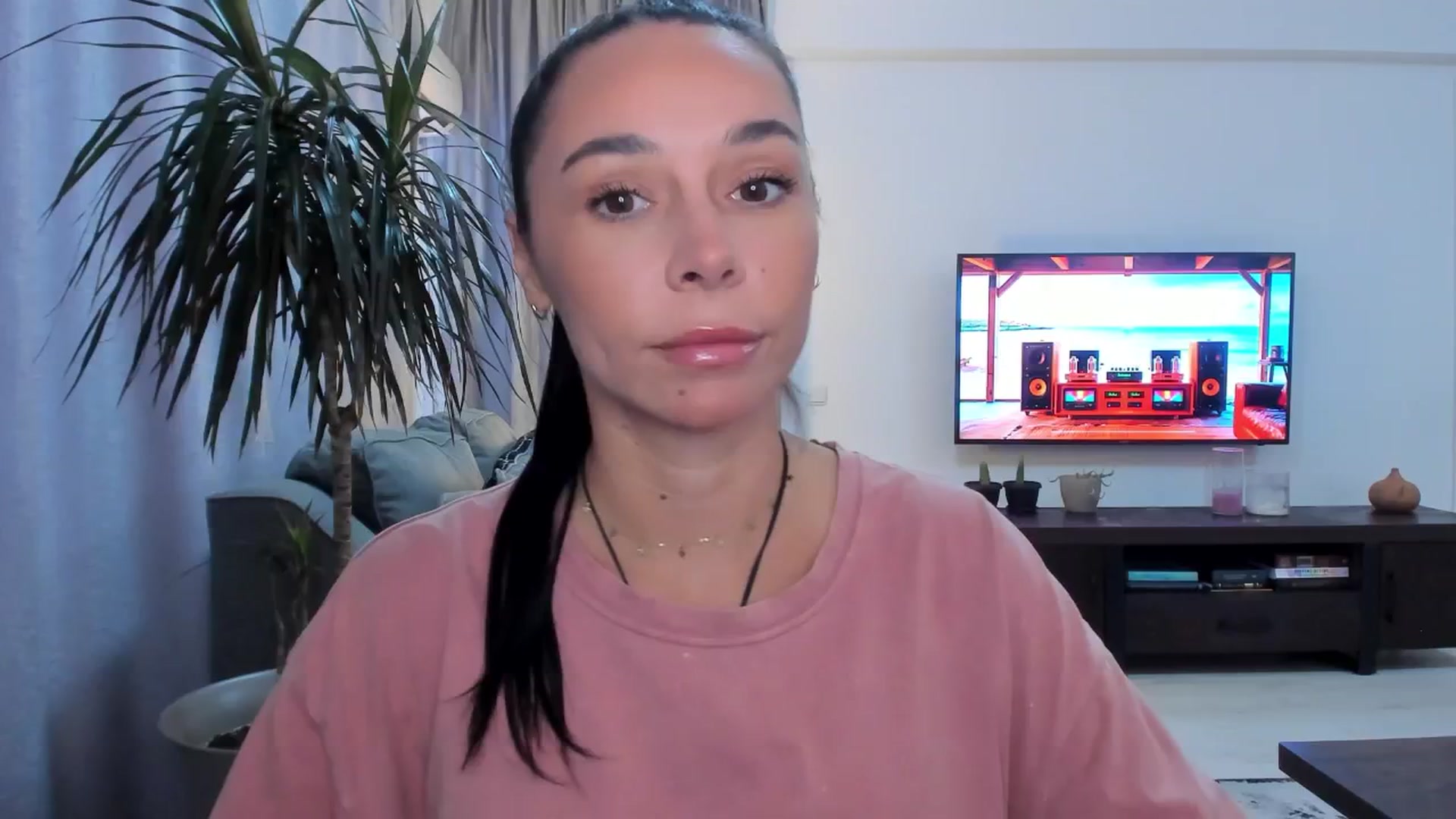 Gallery image thumbnail from beatricebae's myfreecams stream on, 07/31/2025, 14:13 image 1 of 20