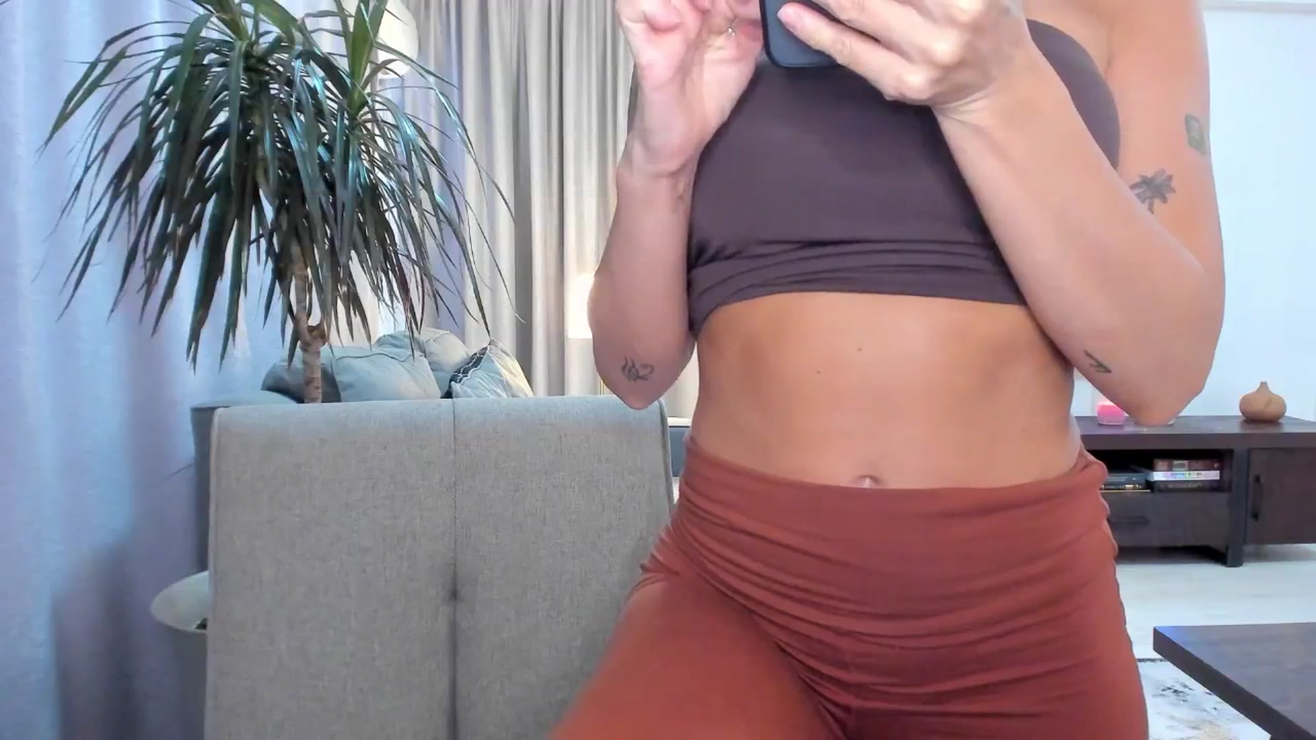 Gallery image thumbnail from beatricebae's myfreecams stream on, 07/31/2025, 14:55 image 12 of 20