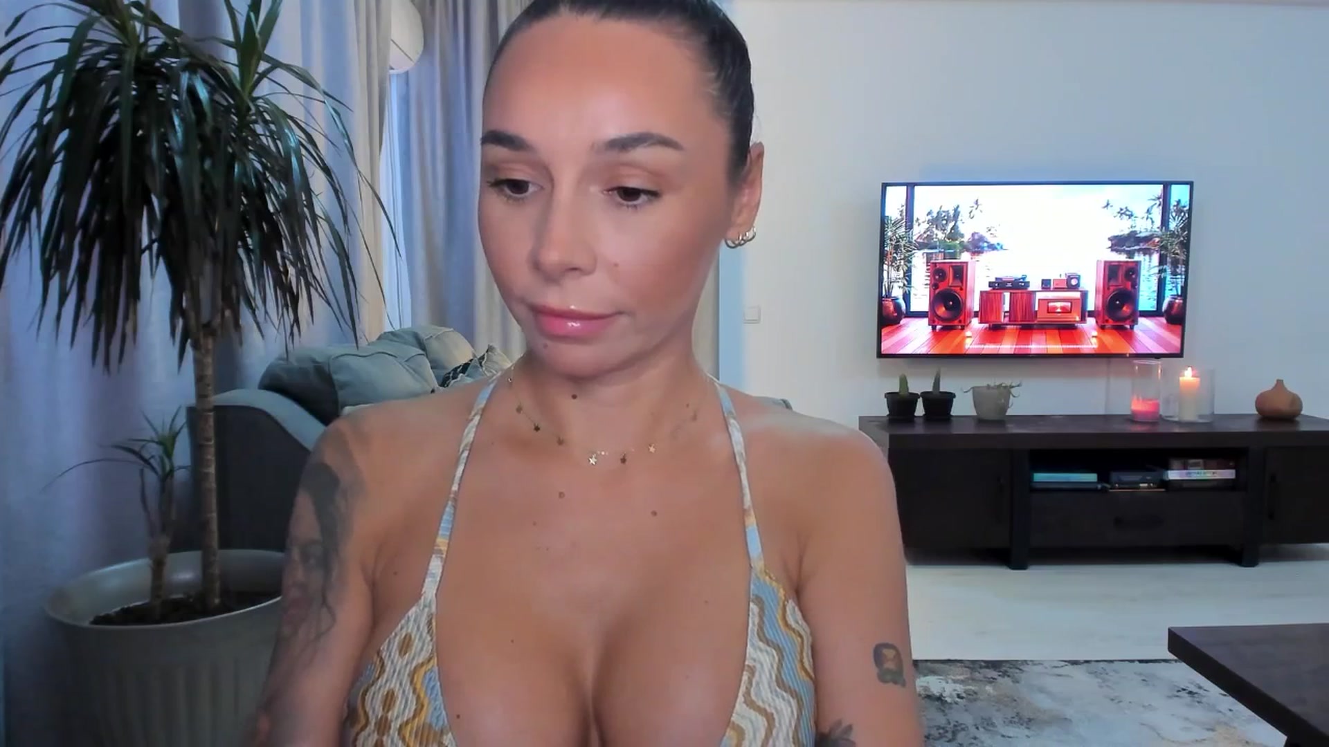 Gallery image thumbnail from beatricebae's myfreecams stream on, 08/01/2025, 14:18 image 20 of 20