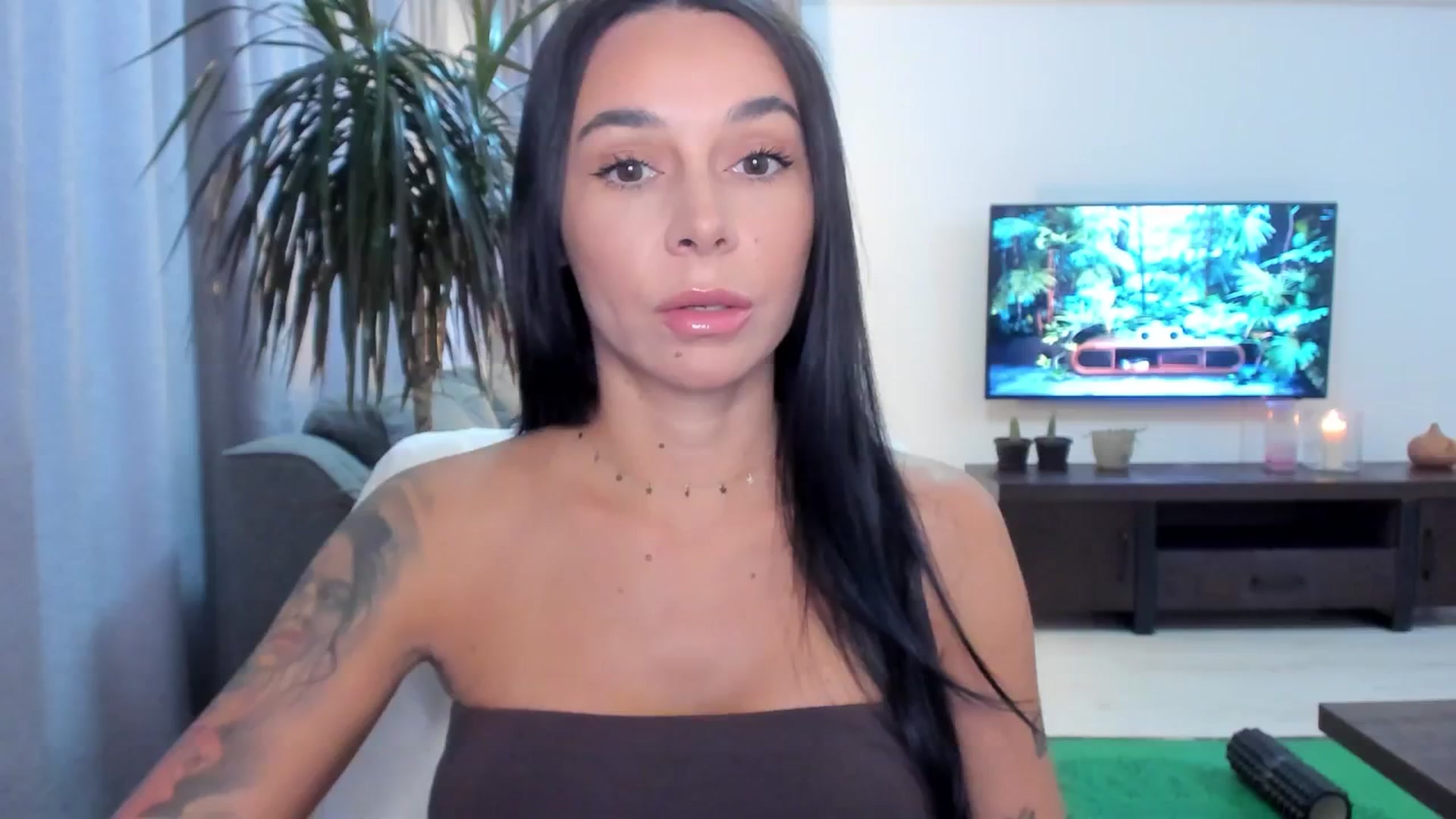 Gallery image thumbnail from beatricebae's myfreecams stream on, 08/02/2025, 16:02 image 4 of 20