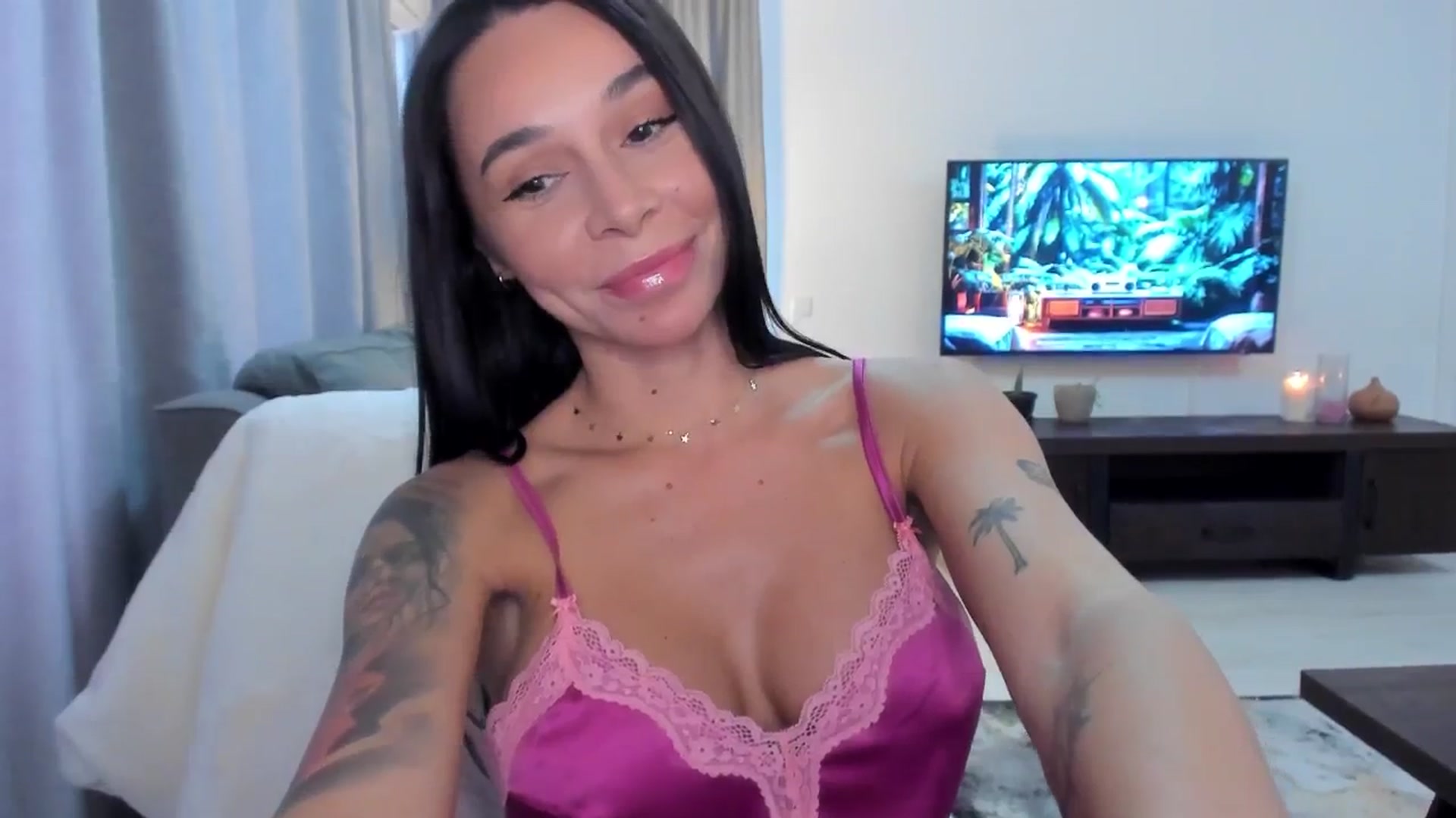 Gallery image thumbnail from beatricebae's myfreecams stream on, 08/23/2025, 14:34 image 10 of 20