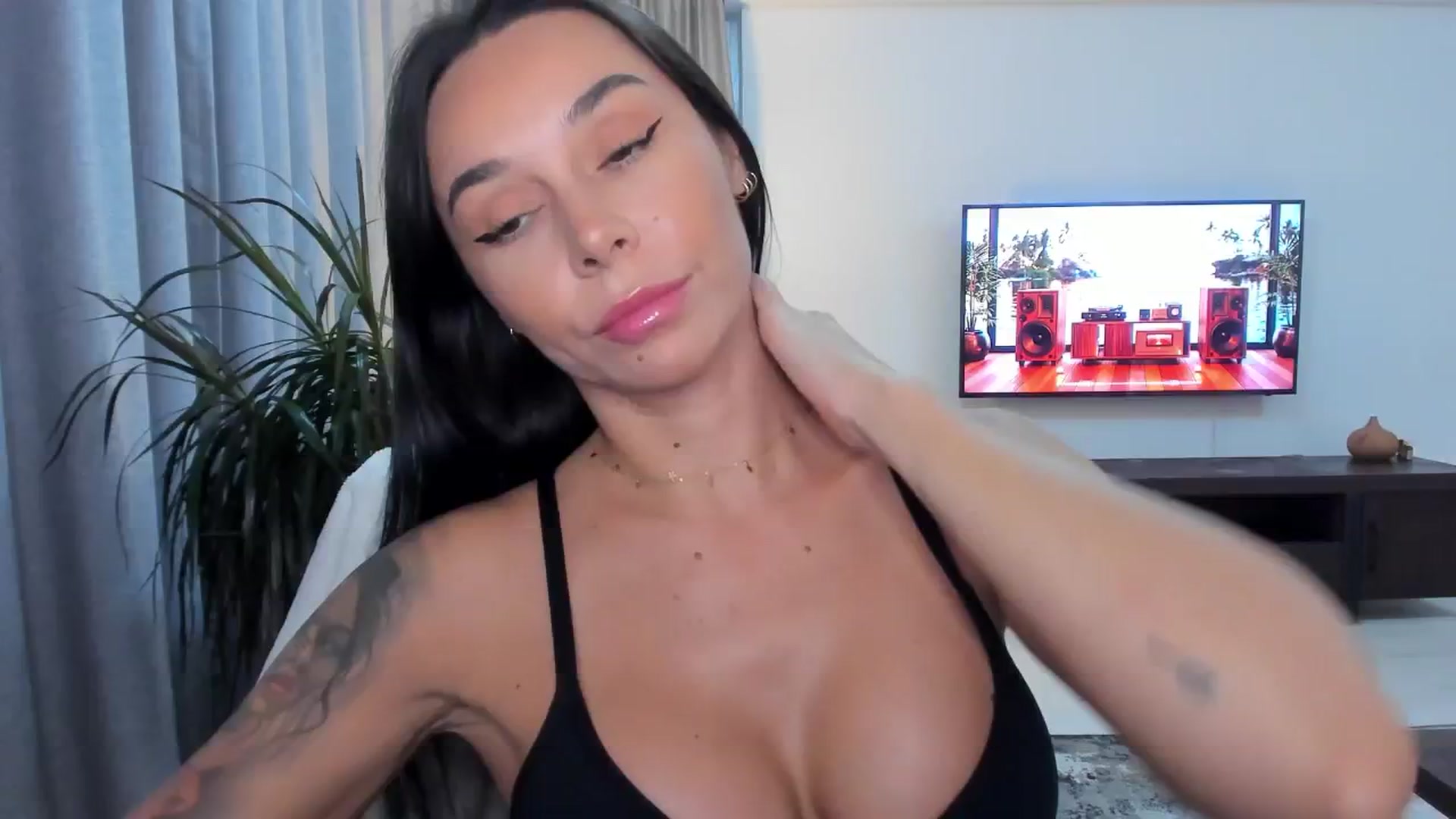 Gallery image thumbnail from beatricebae's myfreecams stream on, 09/12/2025, 15:47 image 1 of 20