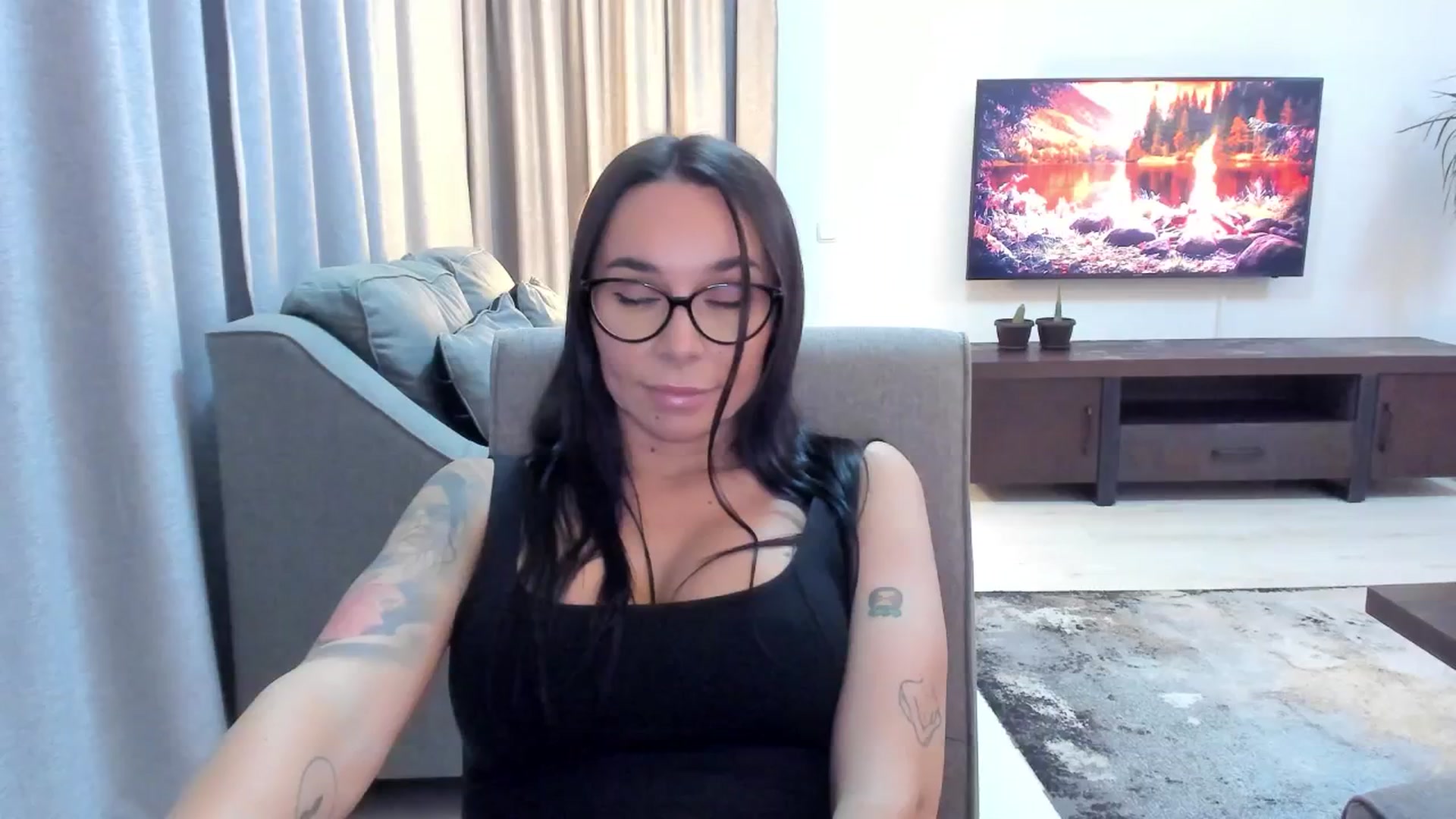 Gallery image thumbnail from beatricebae's myfreecams stream on, 11/02/2025, 16:48 image 15 of 20