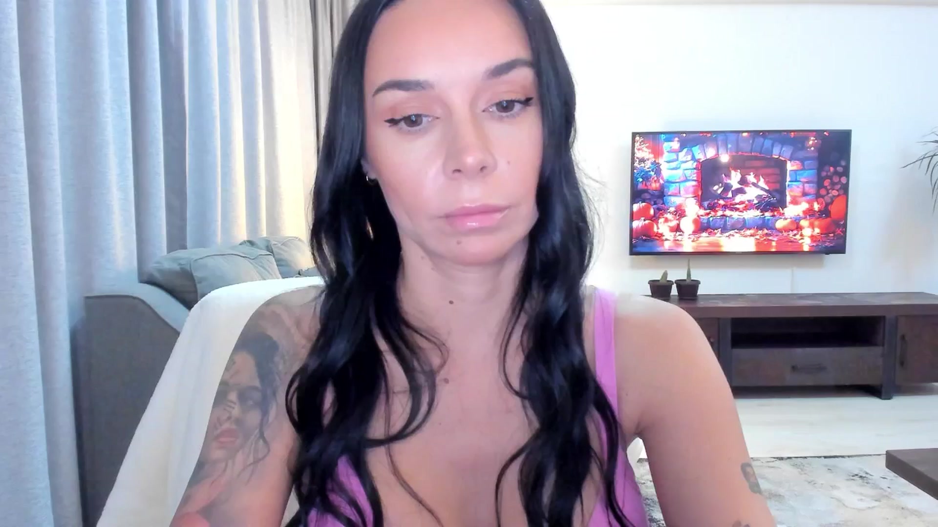 Gallery image thumbnail from beatricebae's myfreecams stream on, 11/11/2025, 15:11 image 13 of 20