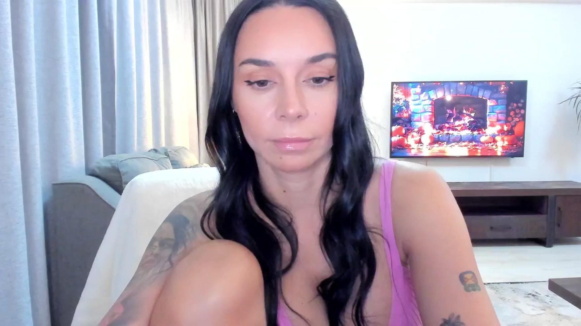 Gallery image thumbnail from beatricebae's myfreecams stream on, 11/11/2025, 15:11 image 7 of 20
