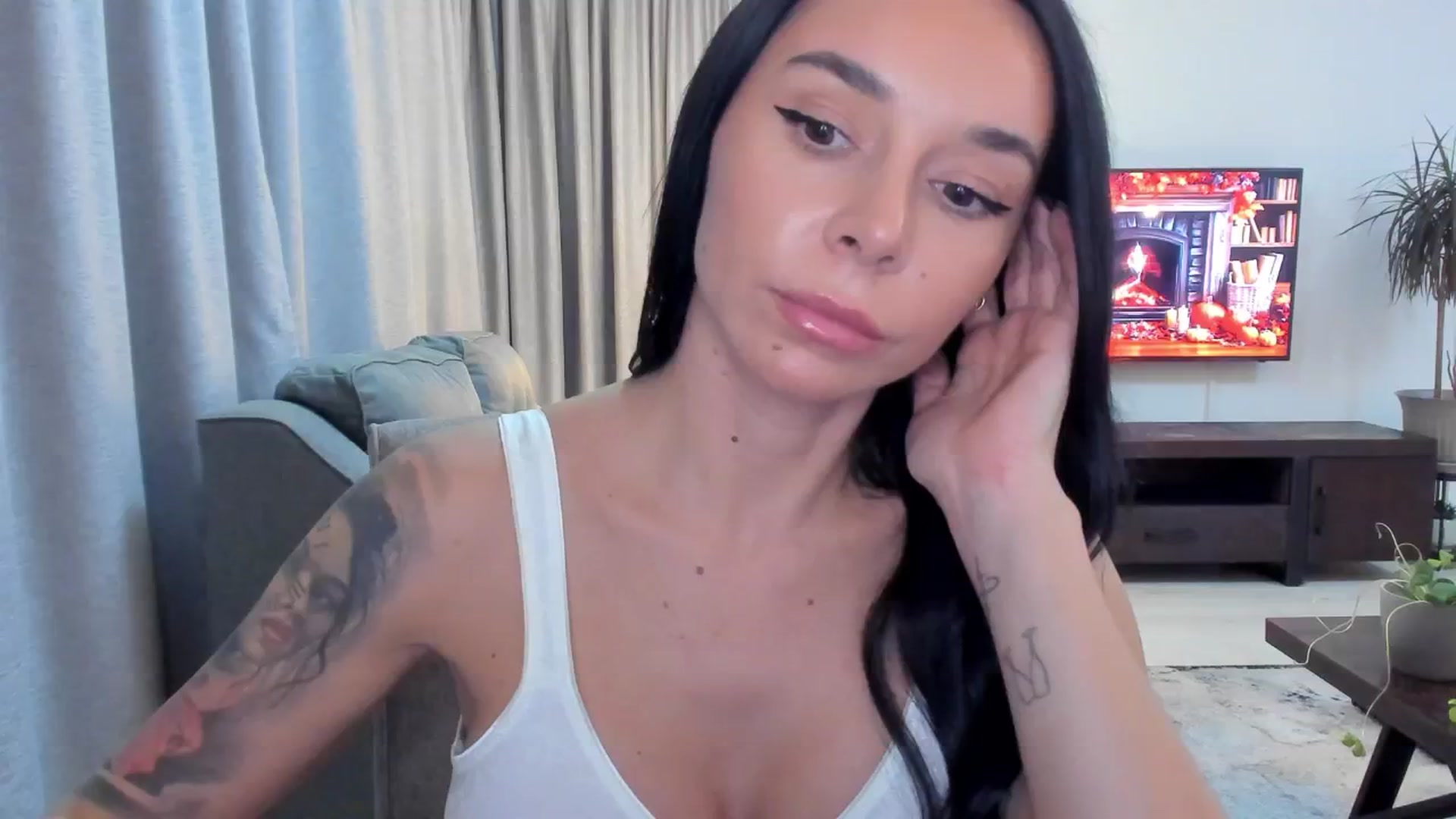 Gallery image thumbnail from beatricebae's myfreecams stream on, 11/20/2025, 15:47 image 19 of 20
