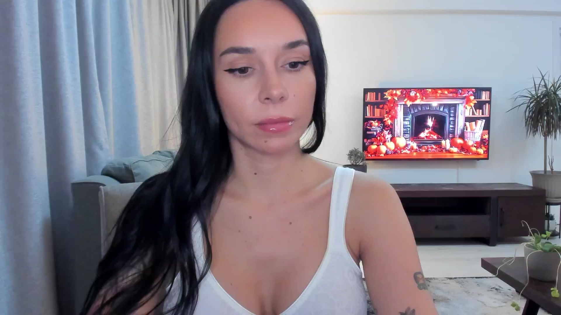 Gallery image thumbnail from beatricebae's myfreecams stream on, 11/20/2025, 15:47 image 1 of 20