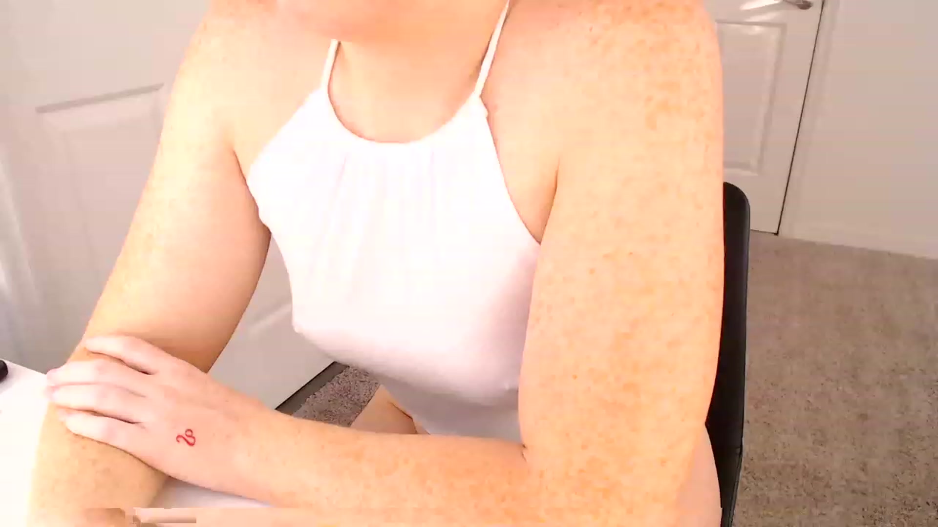 Gallery image thumbnail from bebered96's myfreecams stream on, 11/21/2022, 21:21 image 13 of 20