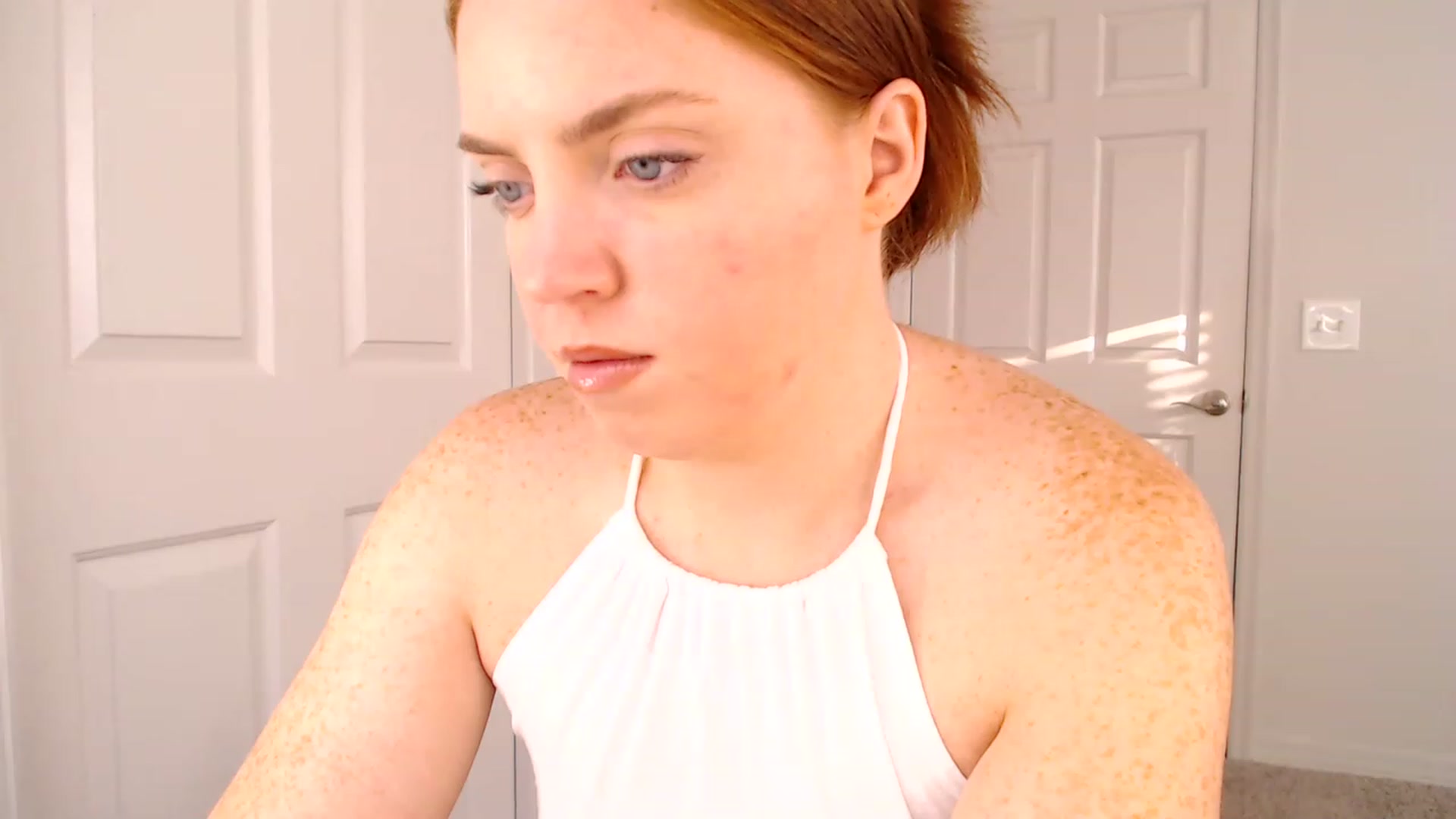 Gallery image thumbnail from bebered96's myfreecams stream on, 11/21/2022, 21:21 image 14 of 20