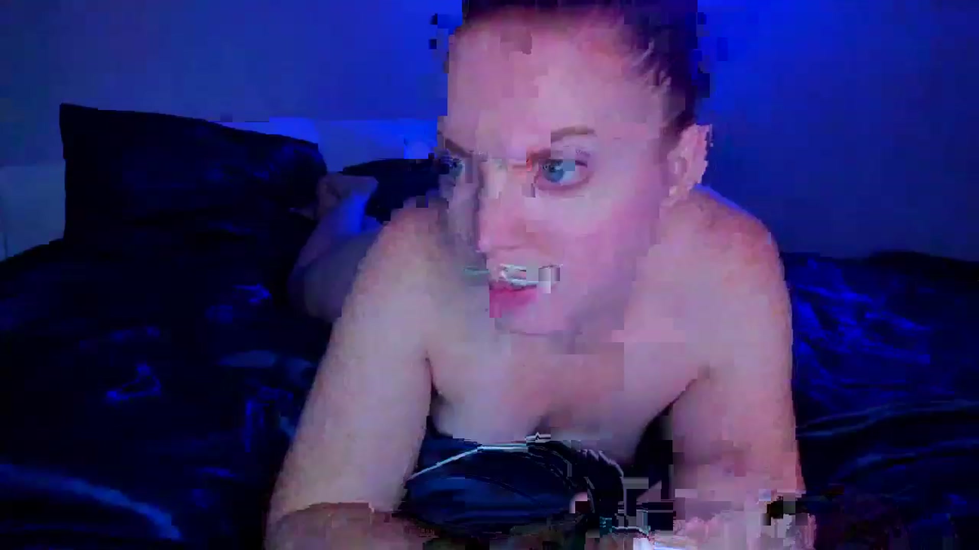Gallery image thumbnail from bebered96's myfreecams stream on, 12/22/2022, 07:59 image 19 of 20