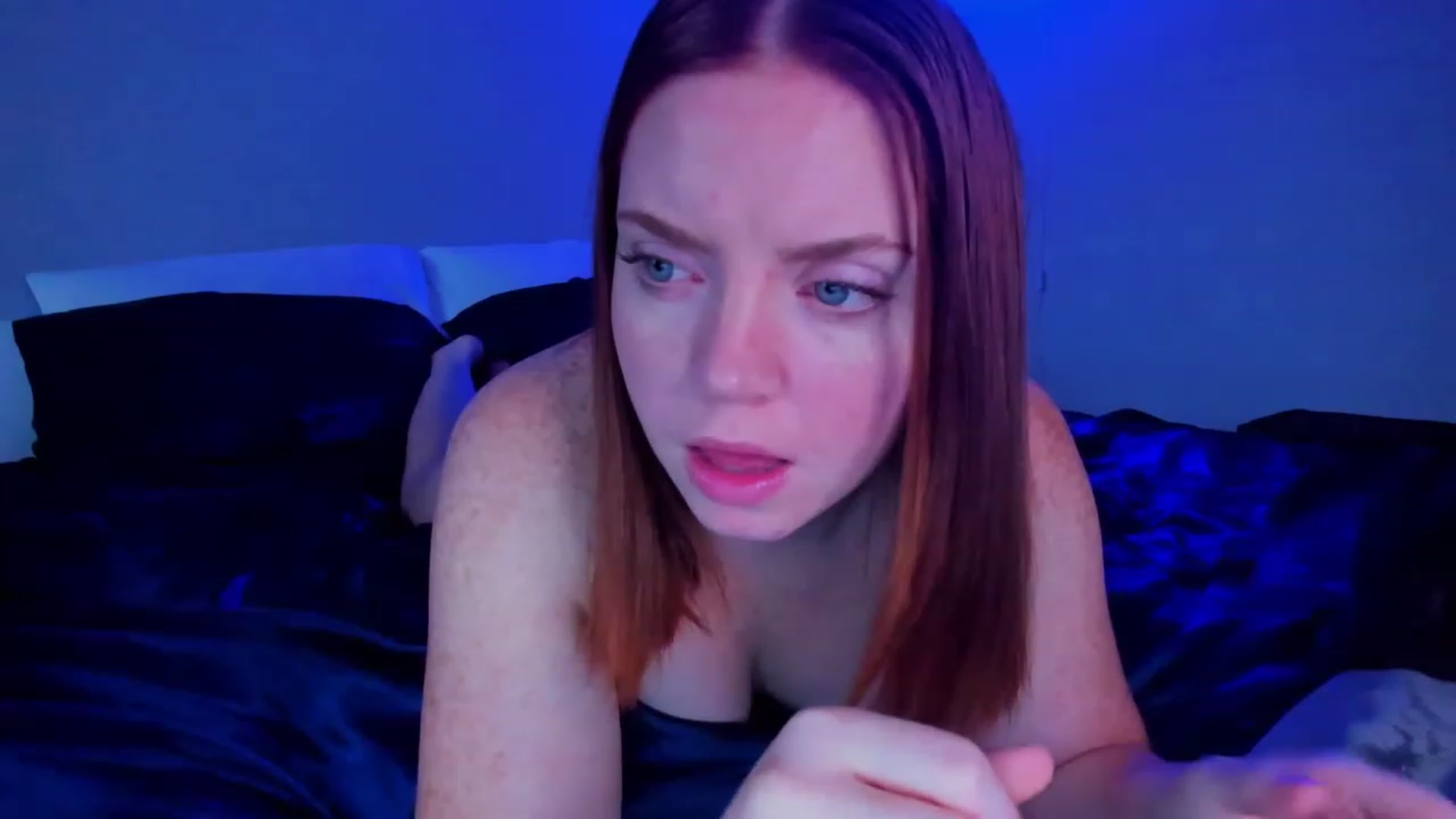 Gallery image thumbnail from bebered96's myfreecams stream on, 12/22/2022, 16:46 image 11 of 20